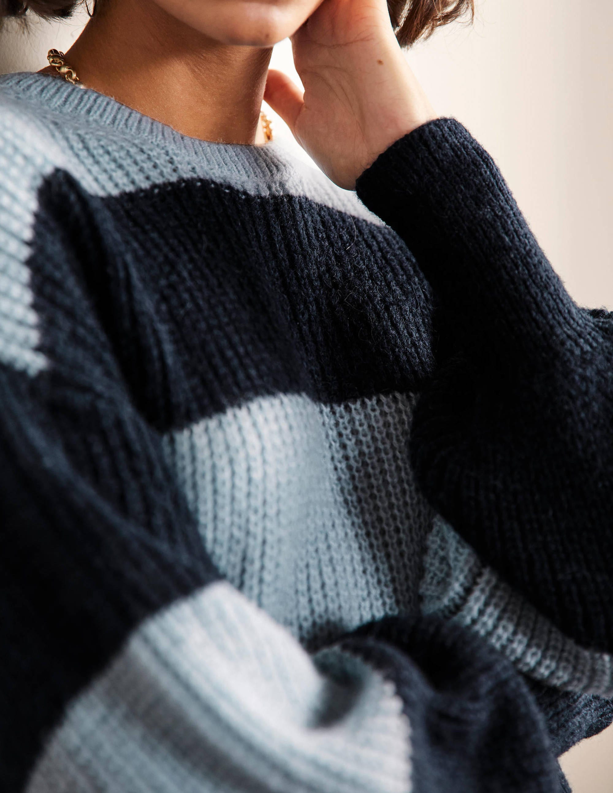 Blouson Cuff Fluffy Jumper-Blue Multistripe - Image 2
