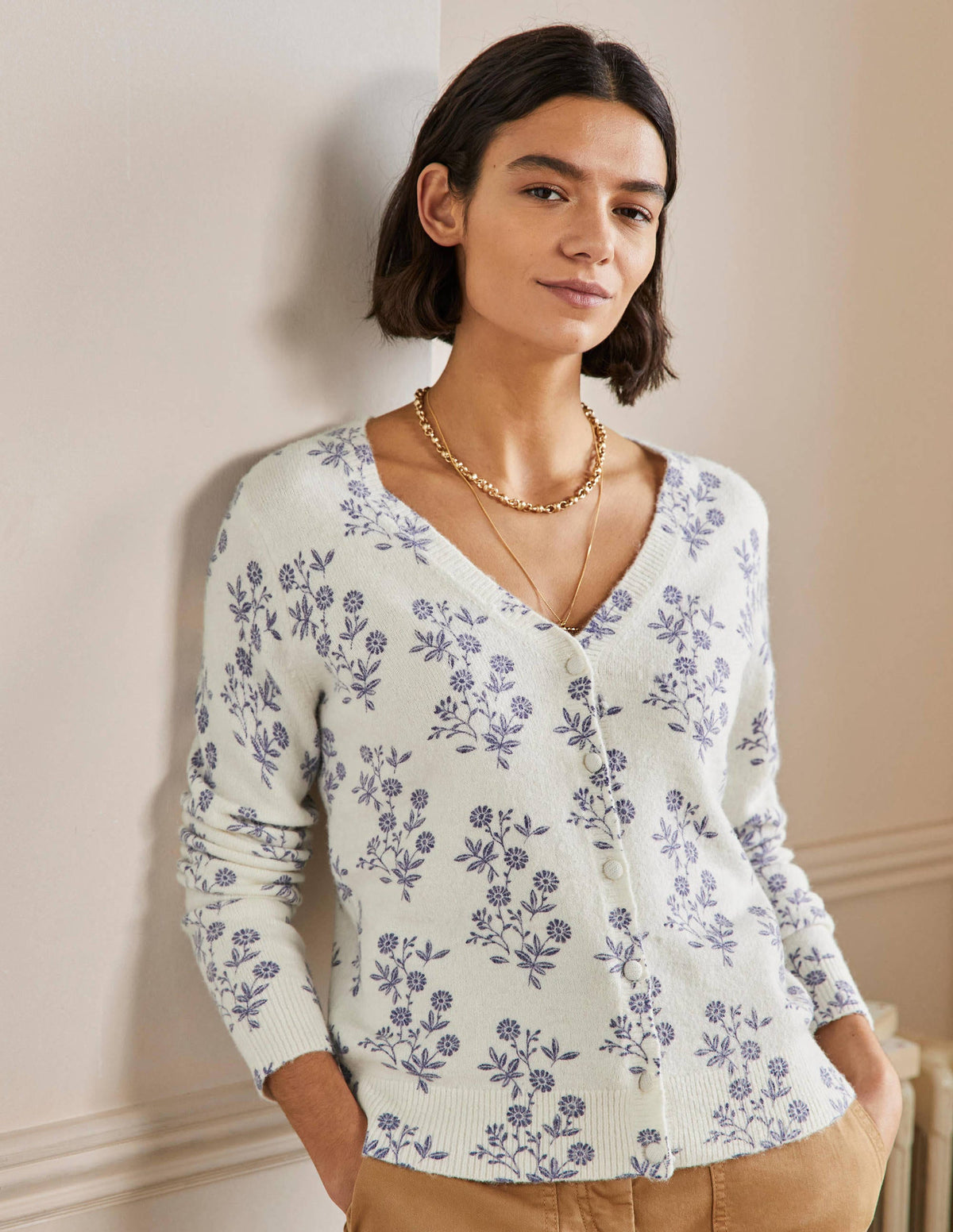 Anita Printed Fluffy Cardigan-Ivory, Leafy Cluster - Image 1