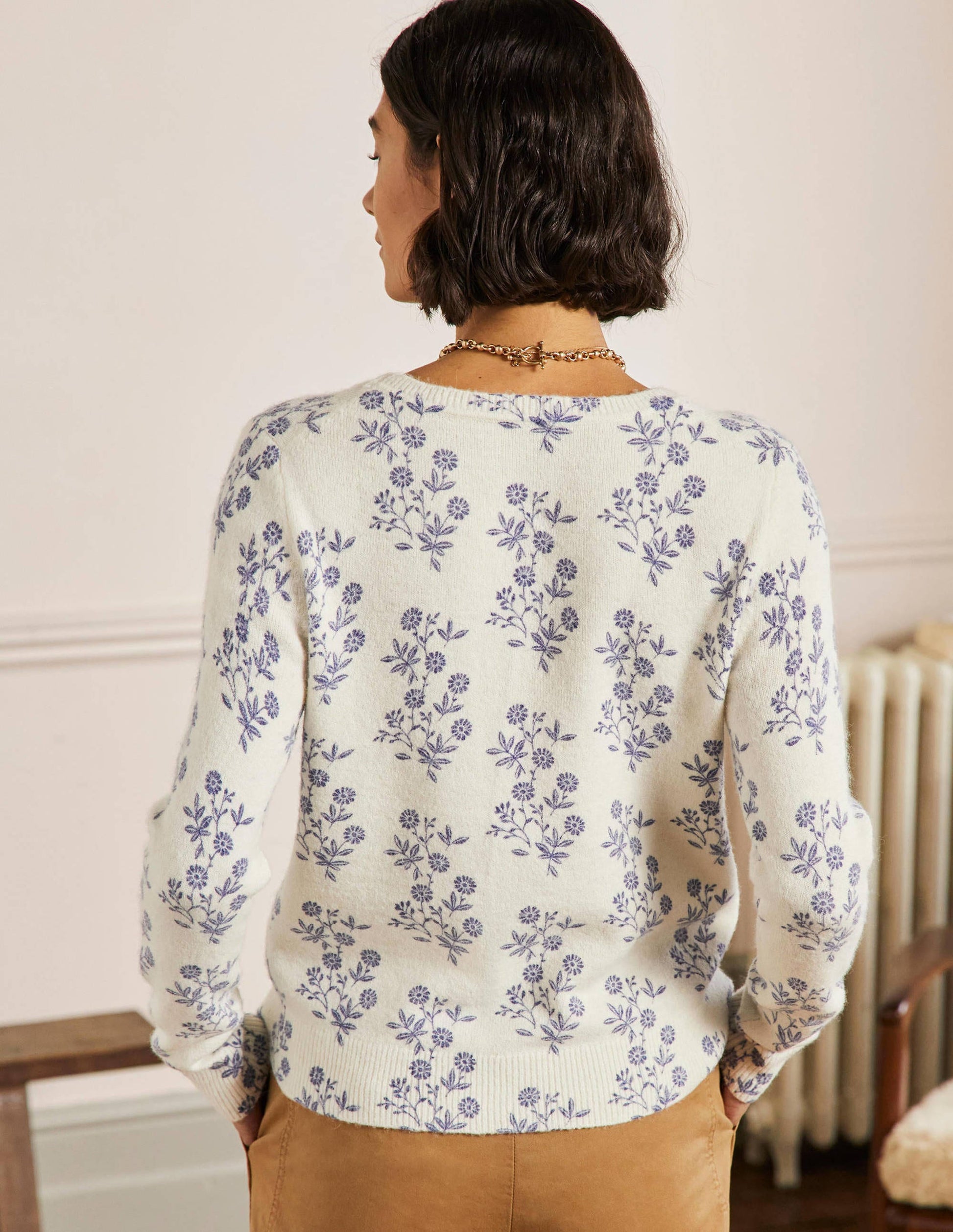 Anita Printed Fluffy Cardigan-Ivory, Leafy Cluster-3