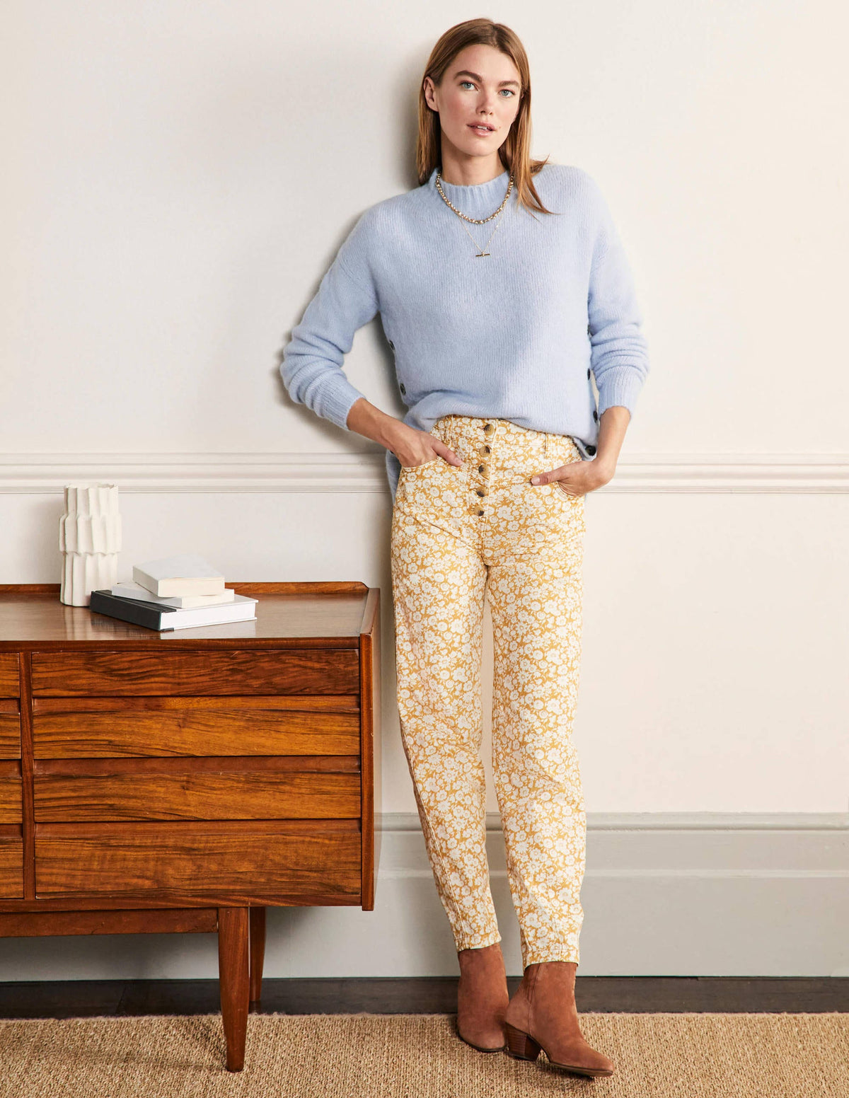 Tapered Chino Trousers-Brioche, Elegant Bloom-1