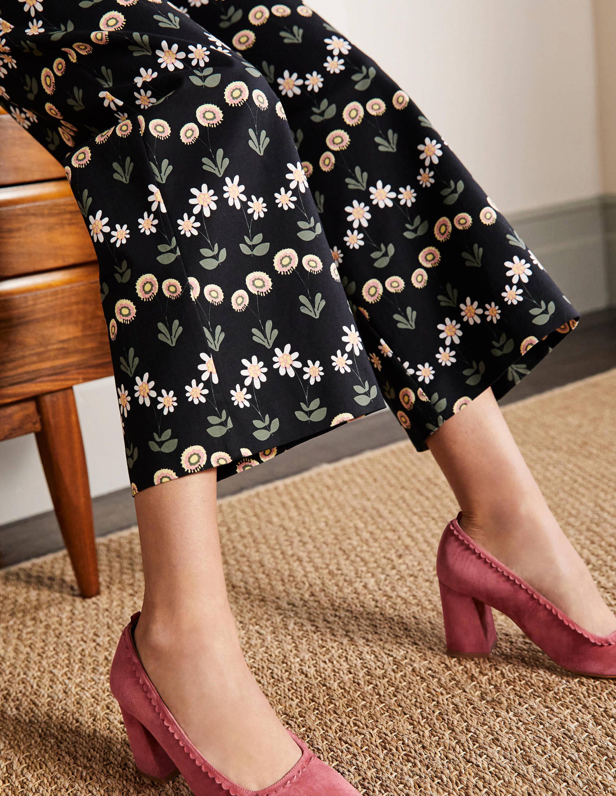 High Waisted Richmond Trousers-Black, Delicate Daisy - Image 2