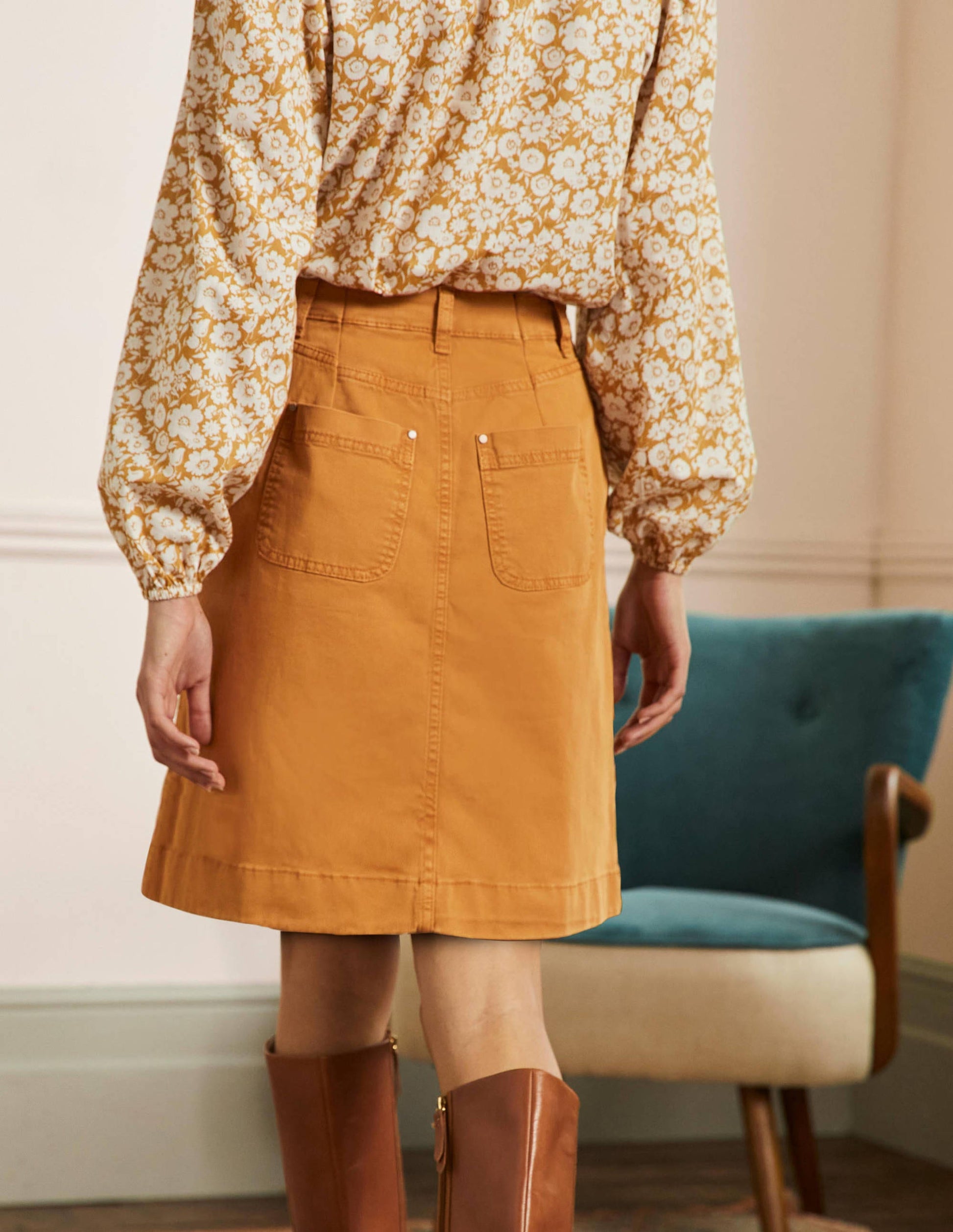 Patch Pocket Skirt-Teak Wood Brown-3