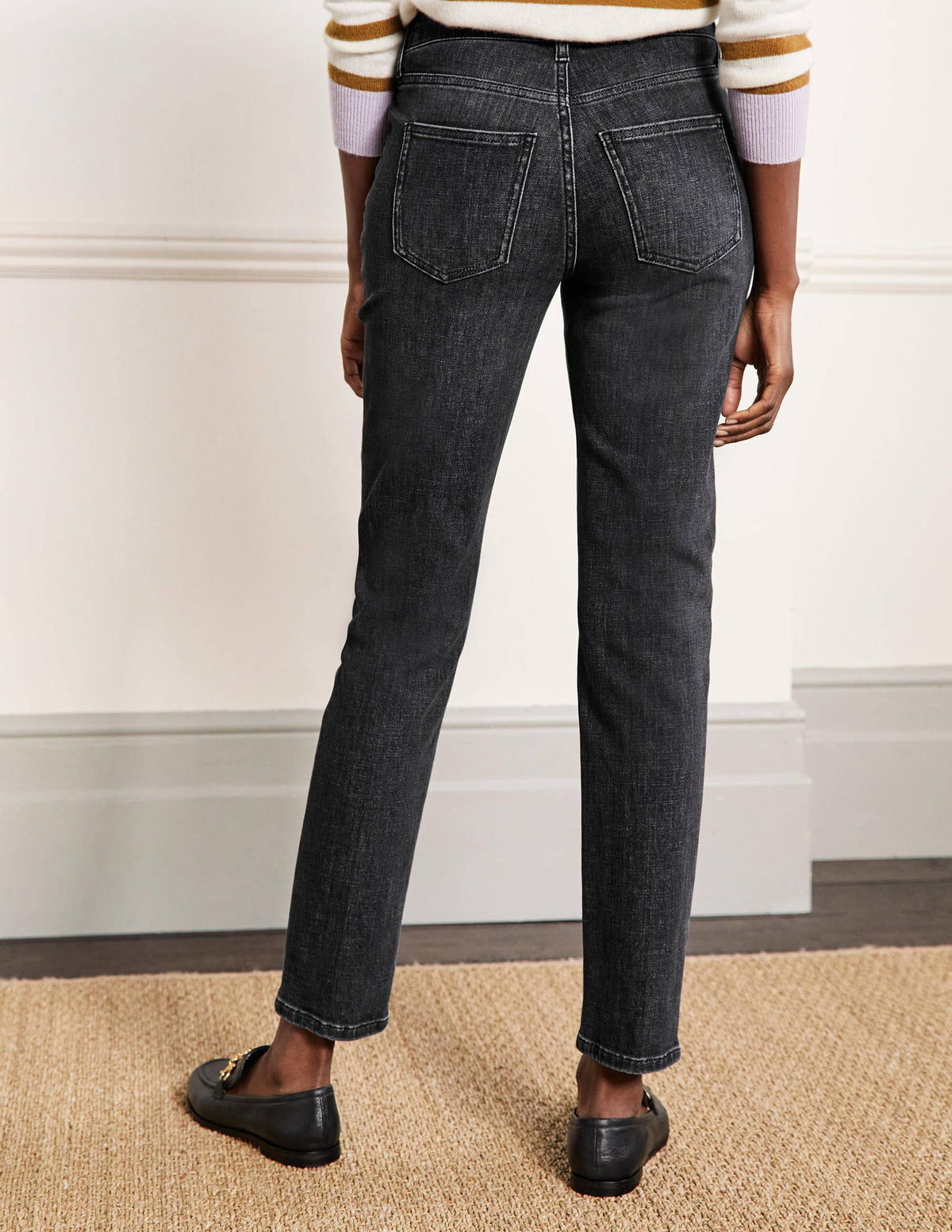 Girlfriend Jeans-Authentic Grey - Image 3