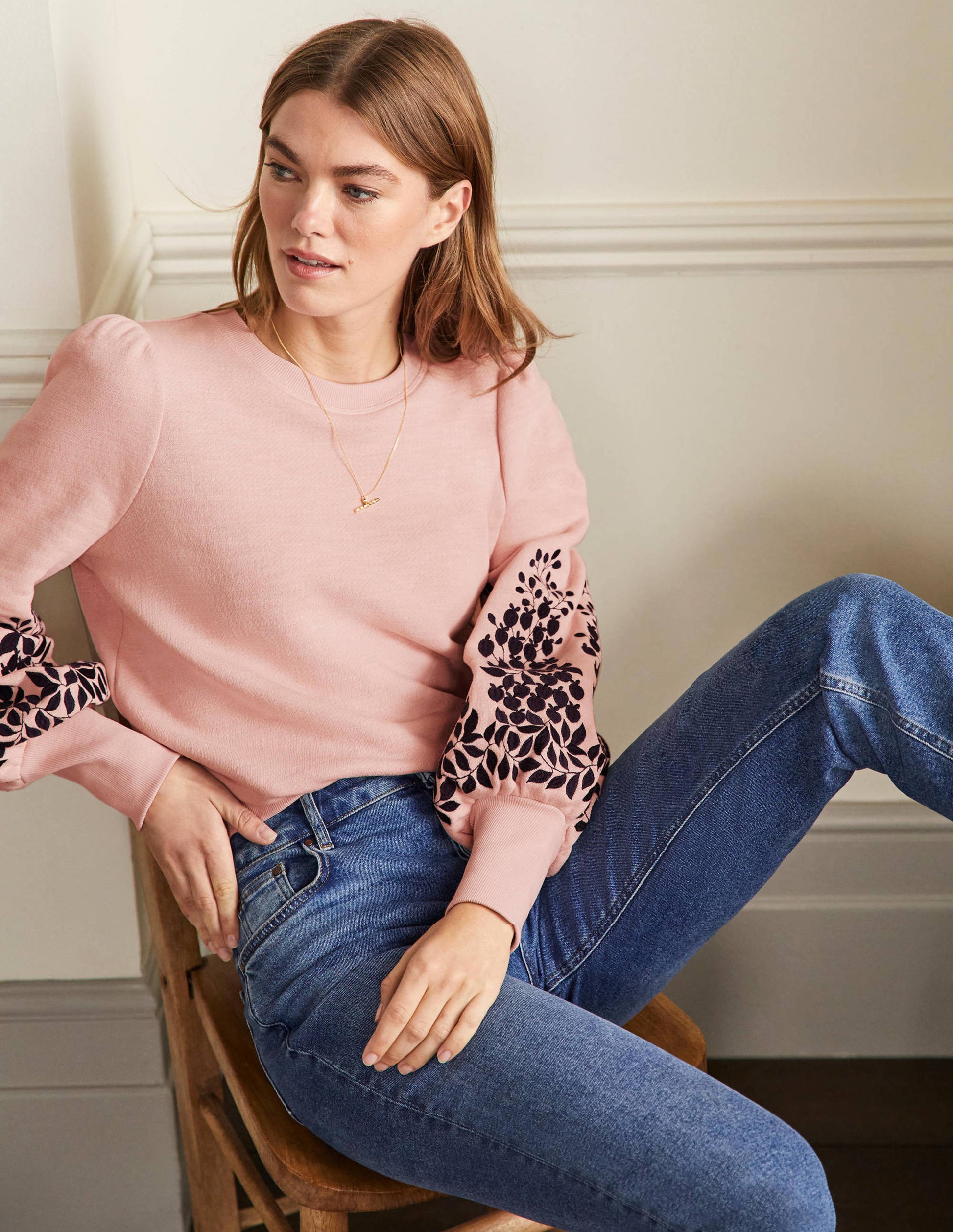 Embroidered Blouson Sweatshirt-Milkshake, Navy Embroidery-4