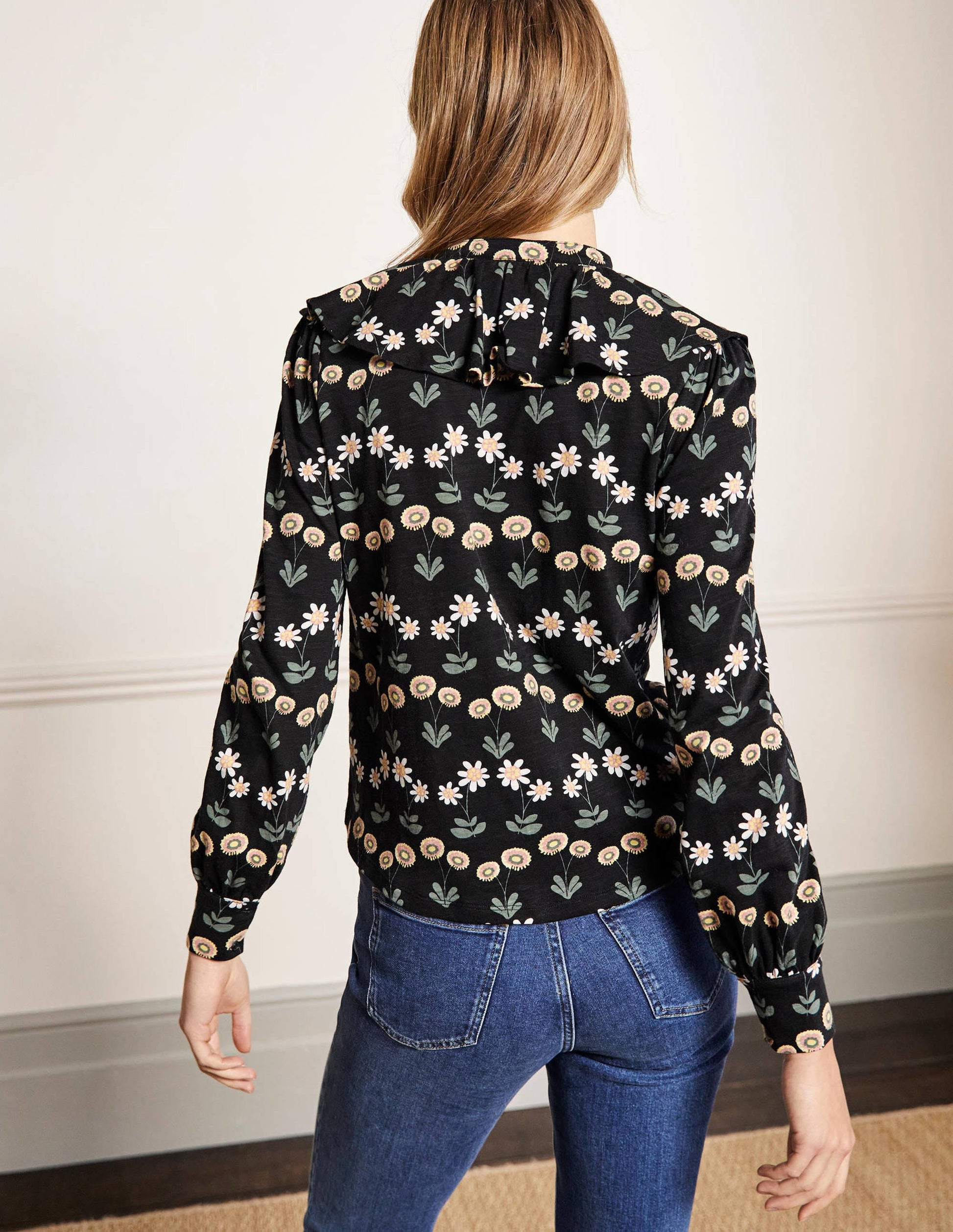 Ruffle Front Jersey Shirt-Black, Delicate Daisy-3