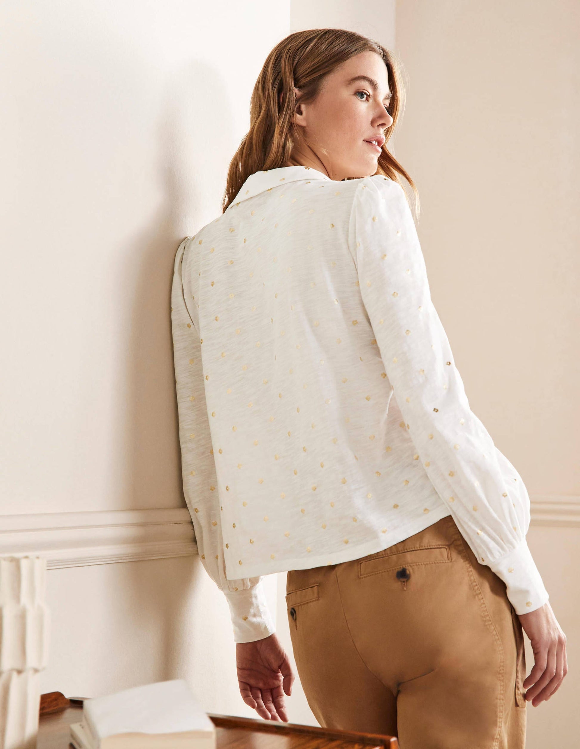 Collared Notch Neck Cotton Top-Ivory Foil Flower-3