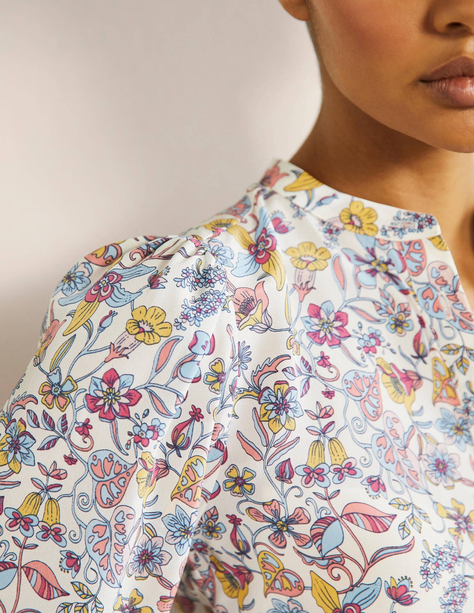 Dominique Silk Shirt-Ivory, Tropic Florals-5