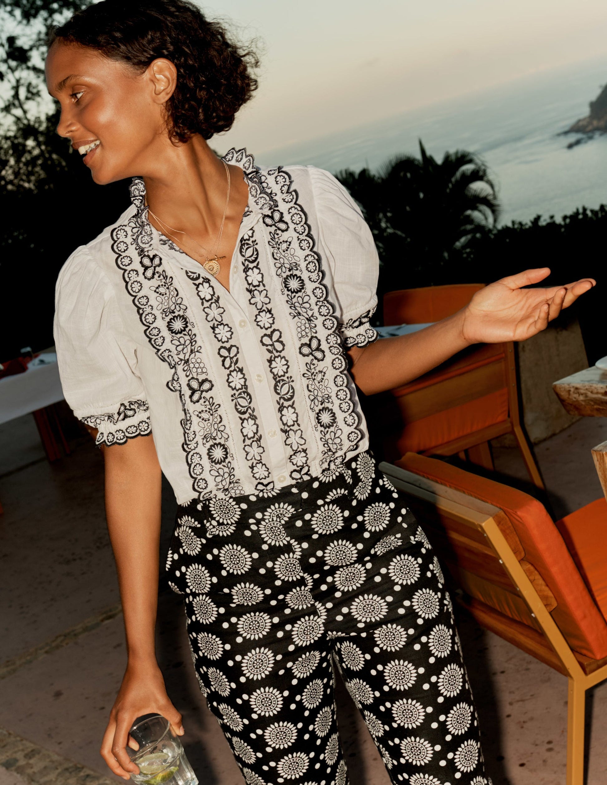 Embroidered Short Sleeve Shirt-White-7