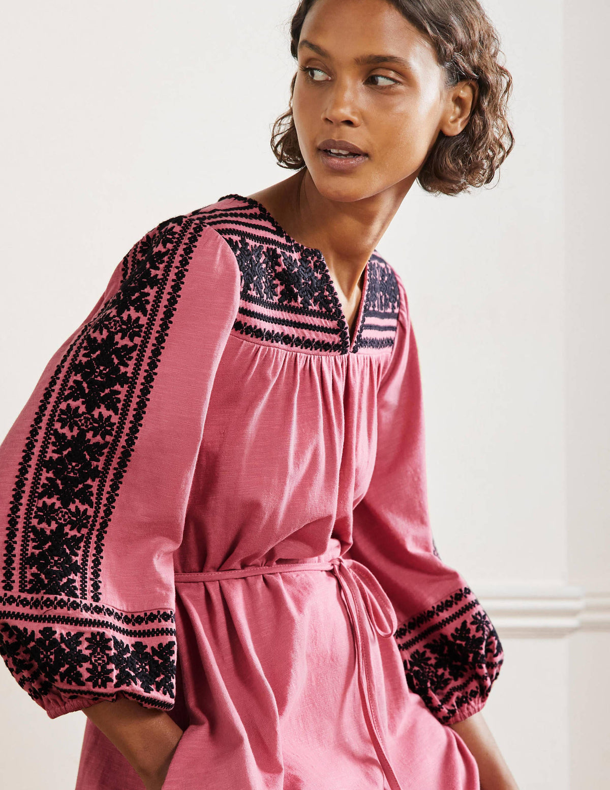 Embroidered Jersey Midi Dress-Dusty red - Image 4