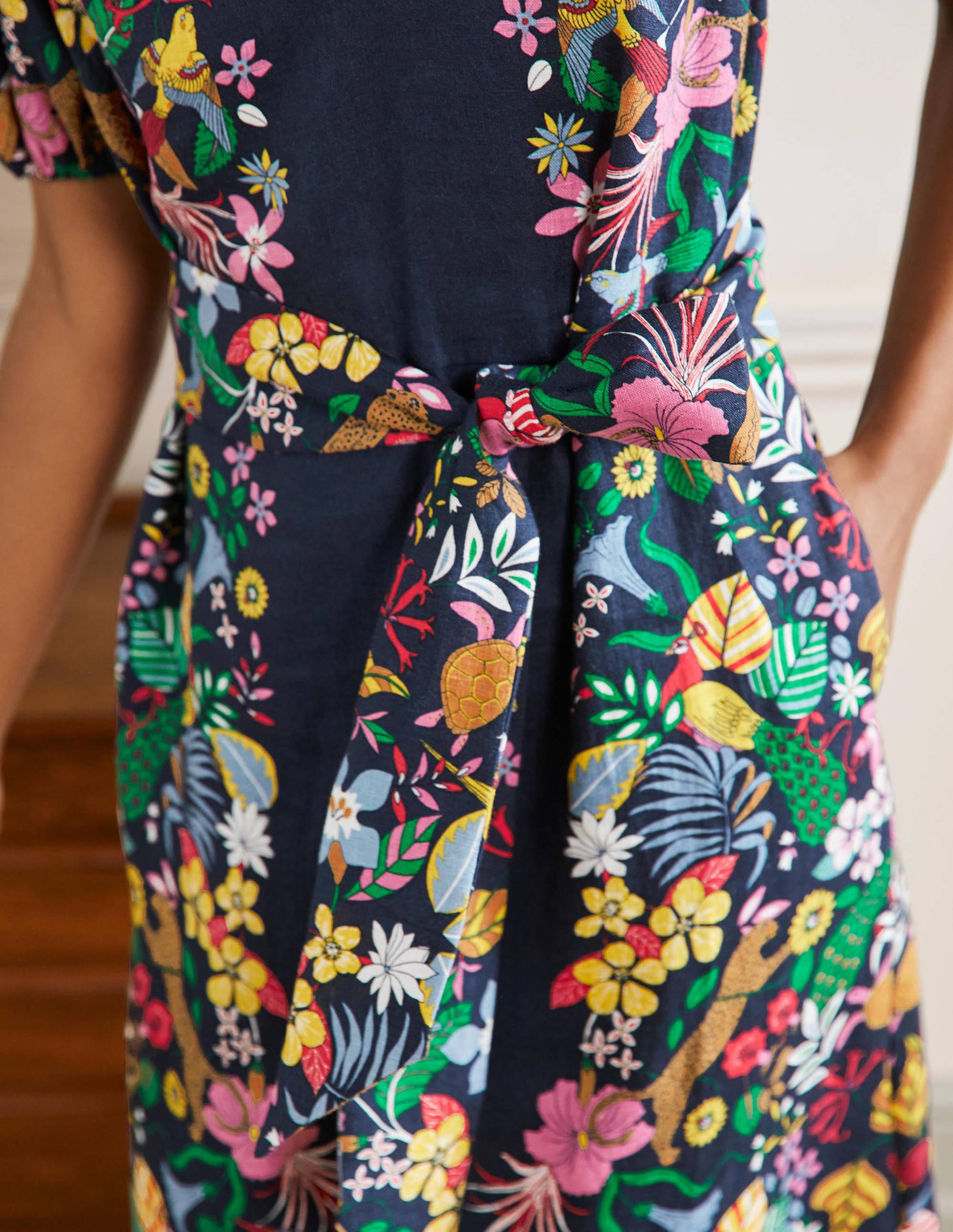 Puff Sleeve Linen Midi Dress-Navy, Exotic Paradise - Image 5