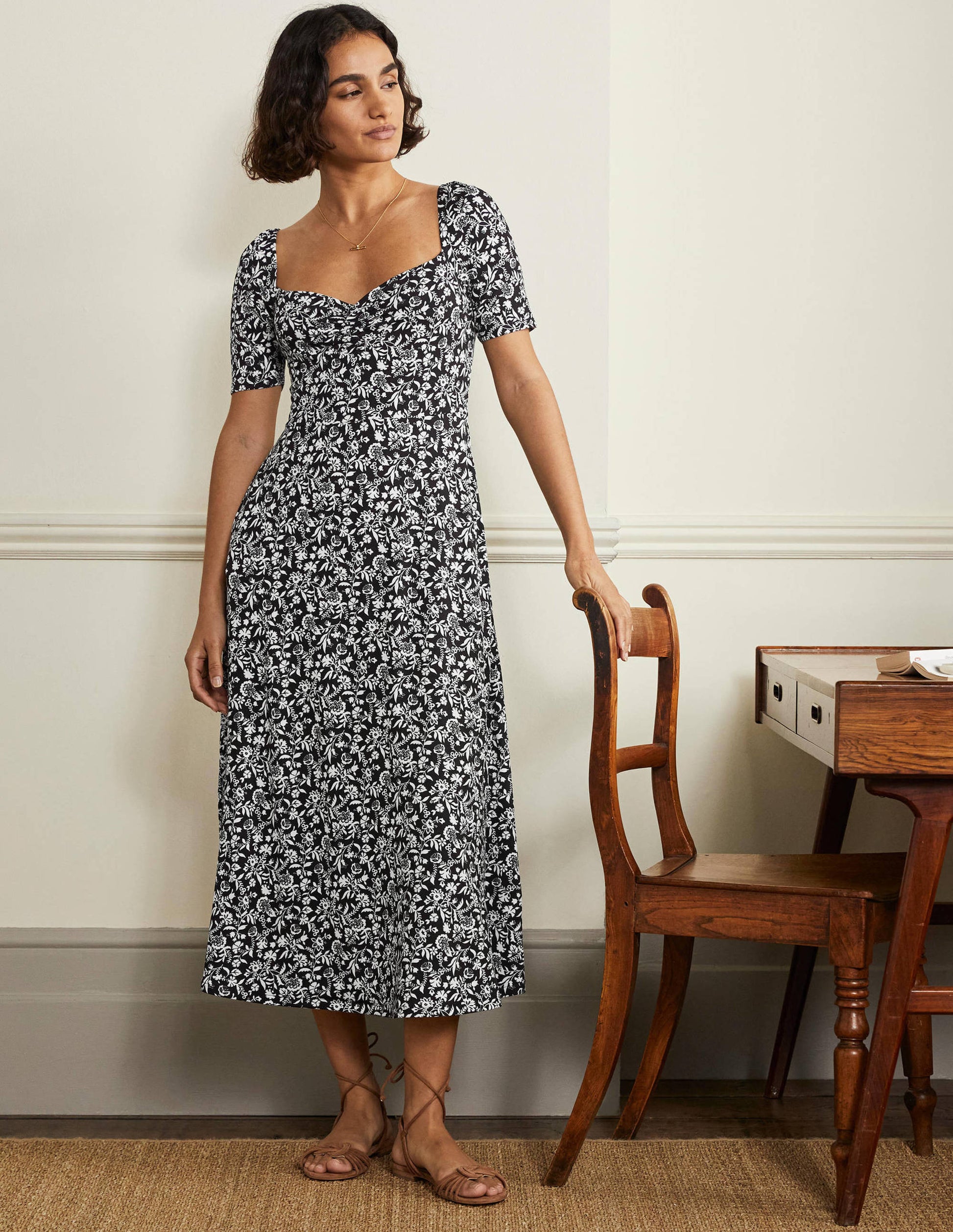 Sweetheart Jersey Midi Dress-Black, Flora Charm-1
