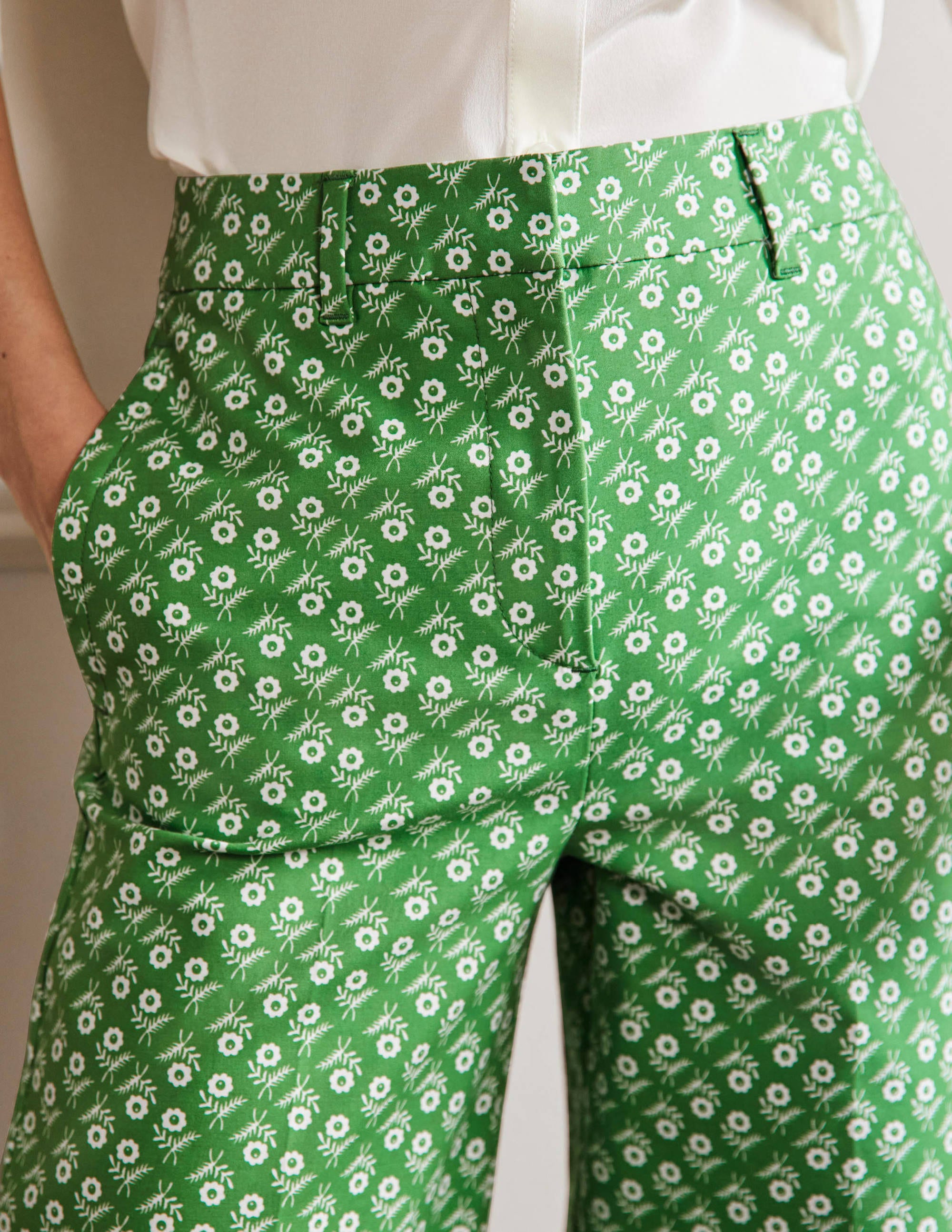 High Waisted Richmond Trousers-English Ivy, Loose Sprig - Image 4