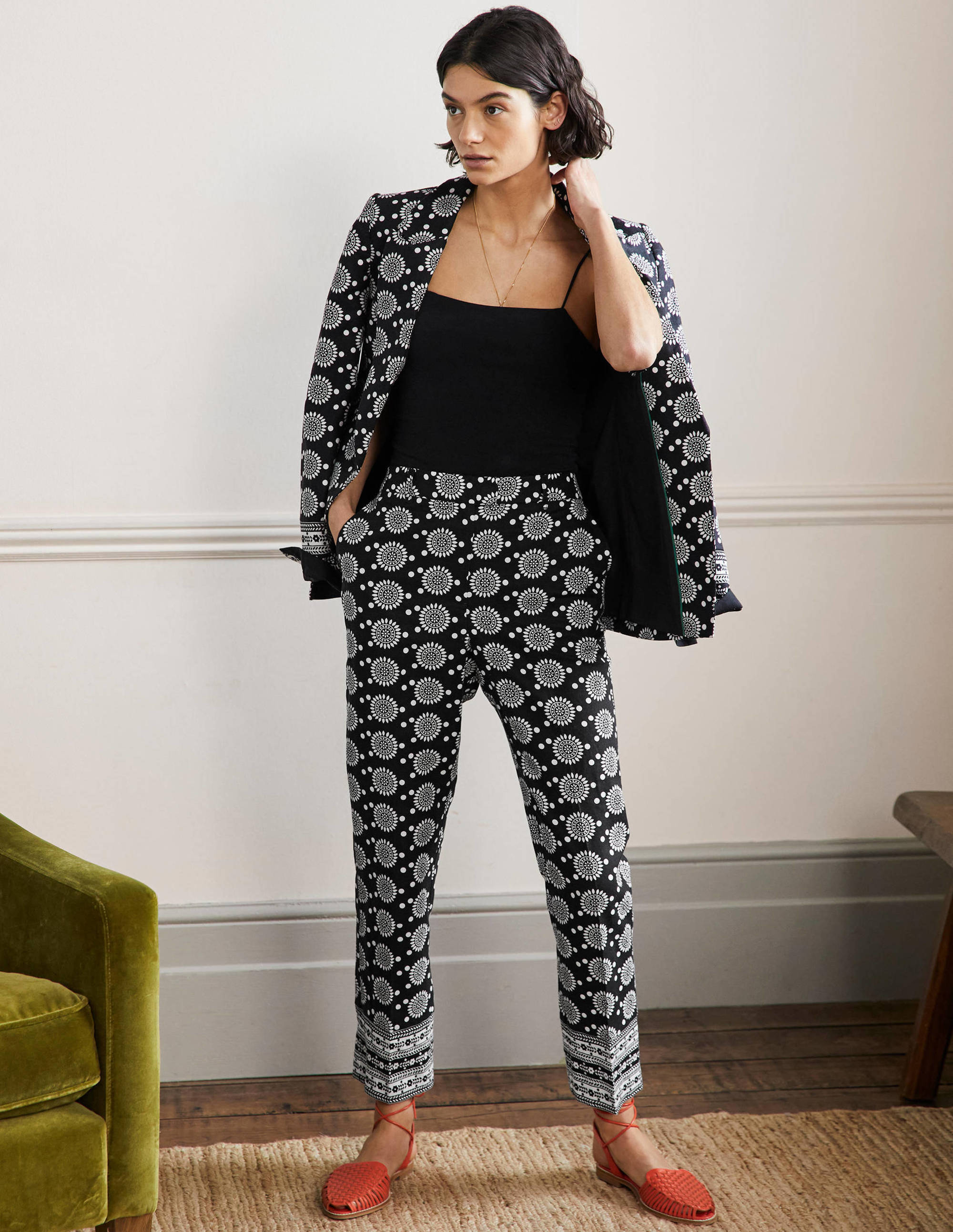 Thea Linen Tailored Trouser-Black, Sun Geo - Image 3