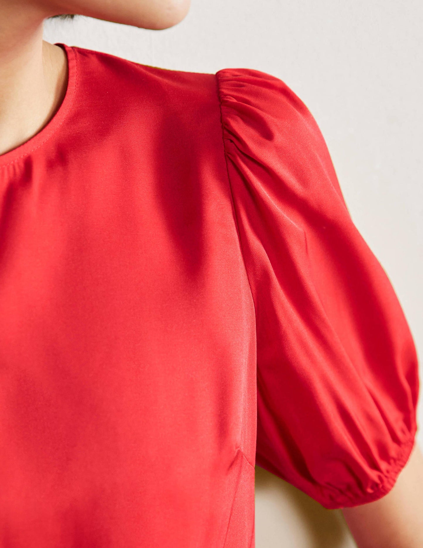 Adriana Puff Sleeve Top-Fire Red