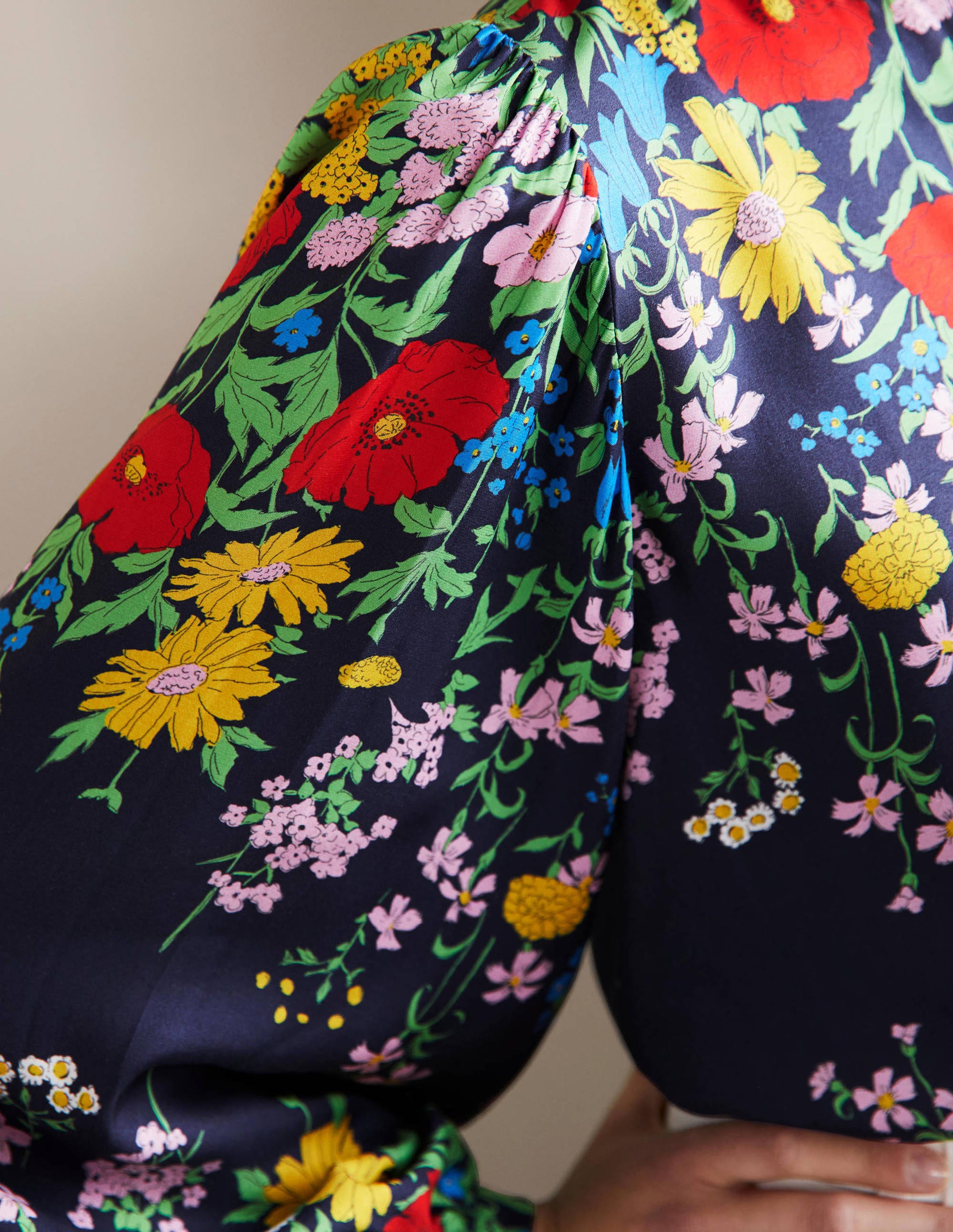 Blouson Sleeve Blouse-Navy, Botanical Terrace - Image 2