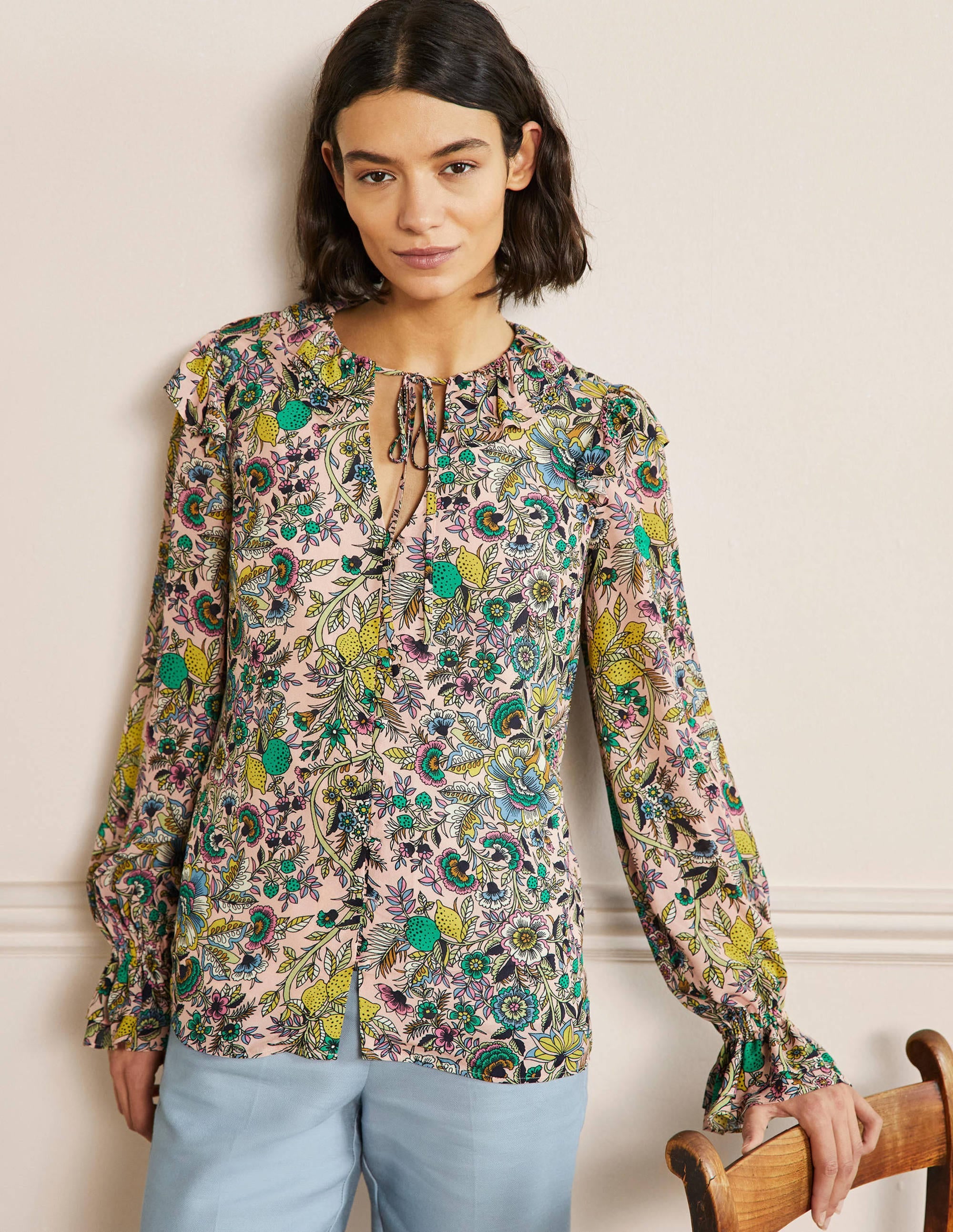 Ruffle Neck Blouse-Milkshake, Tropic Meadow - Image 4
