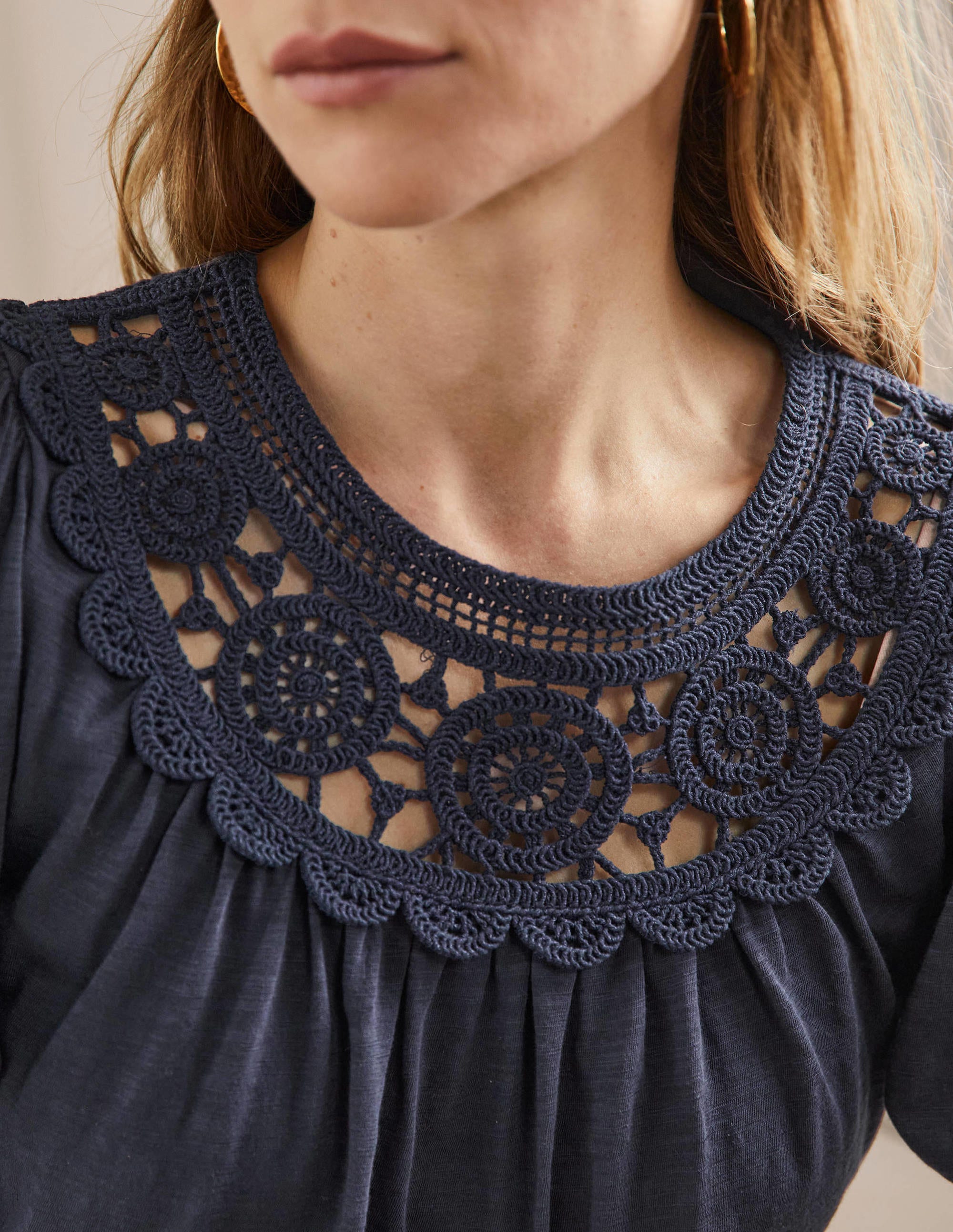 Anais Crochet Puff Sleeve Top-Navy - Image 2