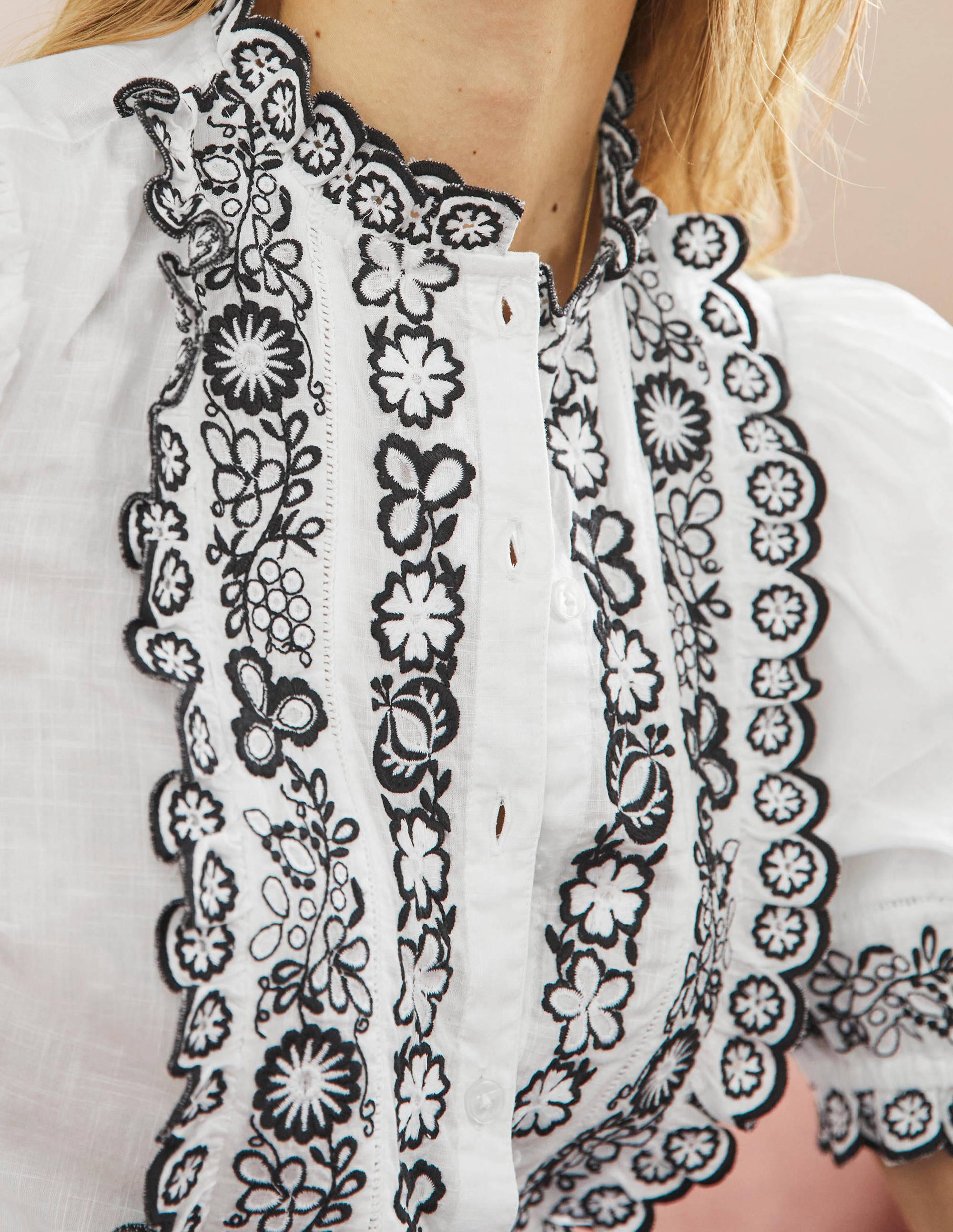 Embroidered Short Sleeve Shirt-White - Image 2