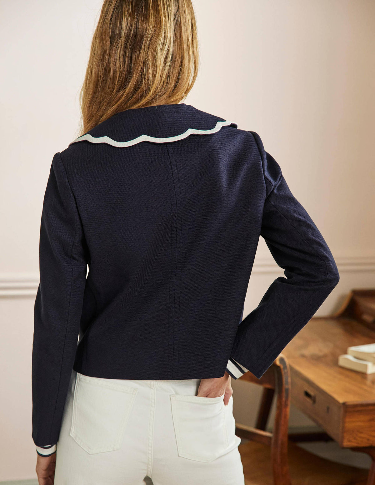 Scallop Collared Jacket-Navy-3