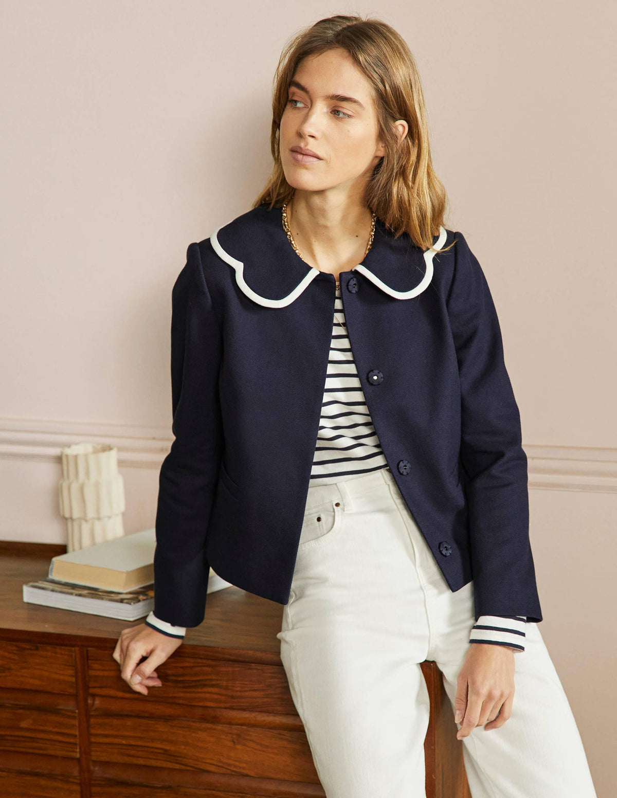 Scallop Collared Jacket-Navy-4