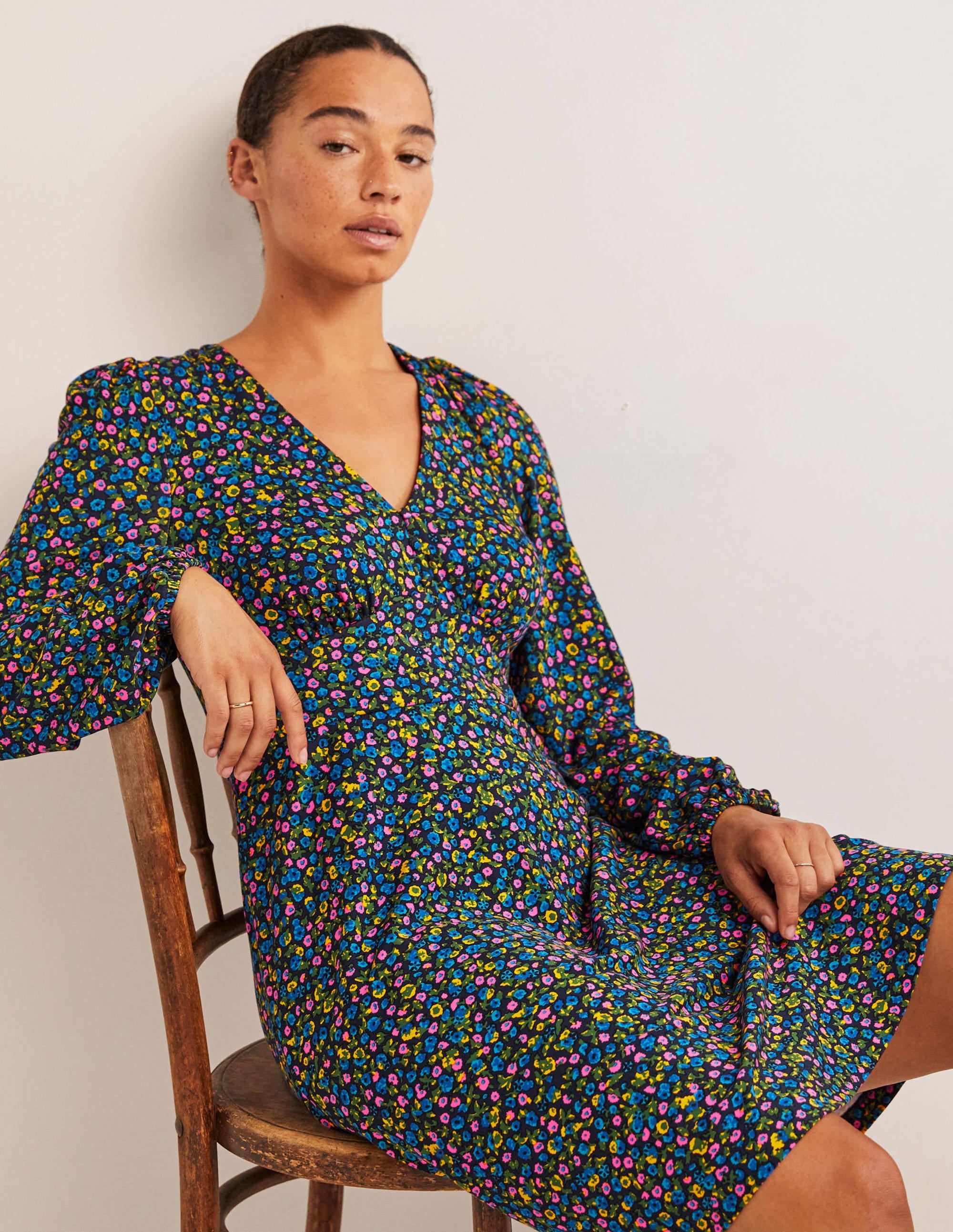 V-Neck Jersey Tea Dress-Navy, Floral Terrace - Image 4