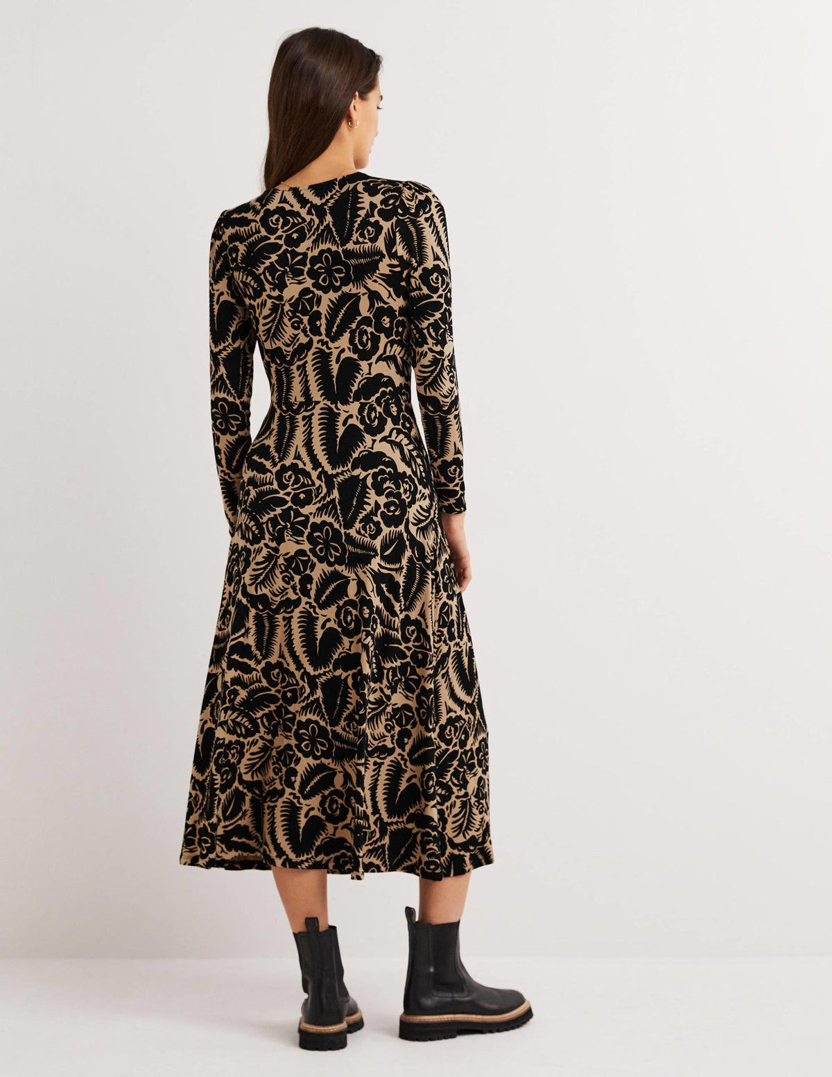 Crew Neck Jersey Midi Dress-Black, Abstract Garden - Image 3