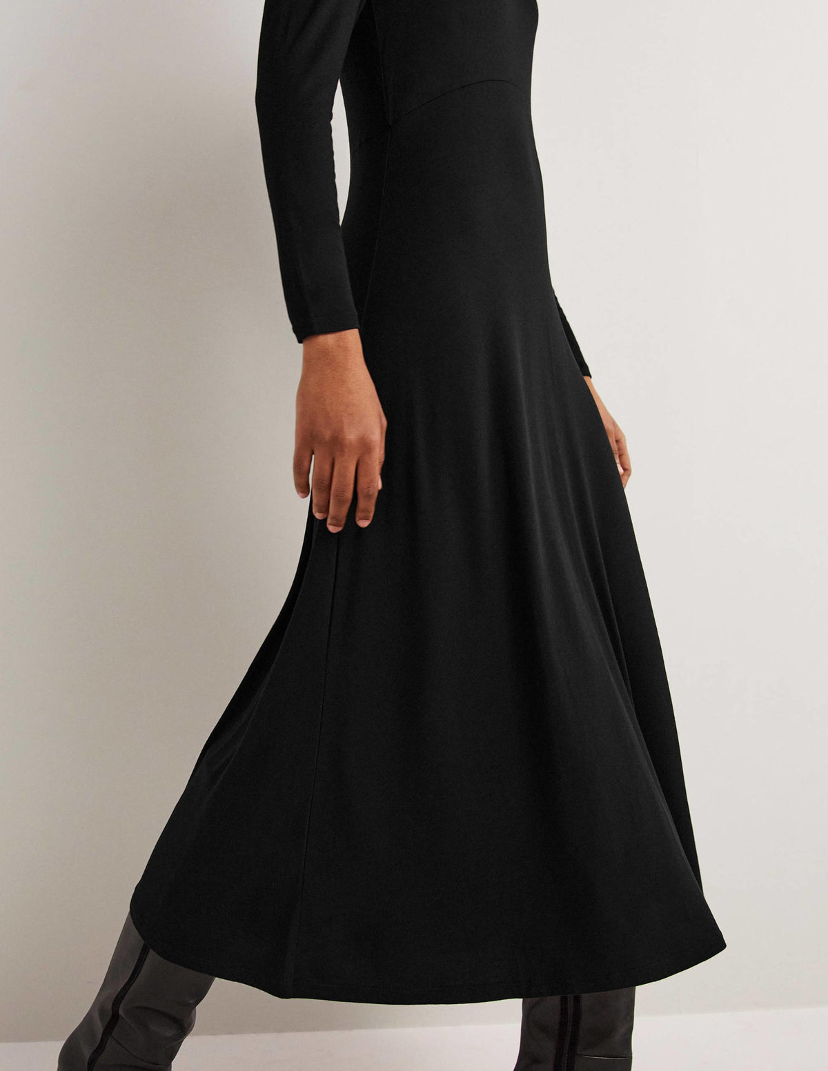 Crew Neck Jersey Midi Dress-Black - Image 4