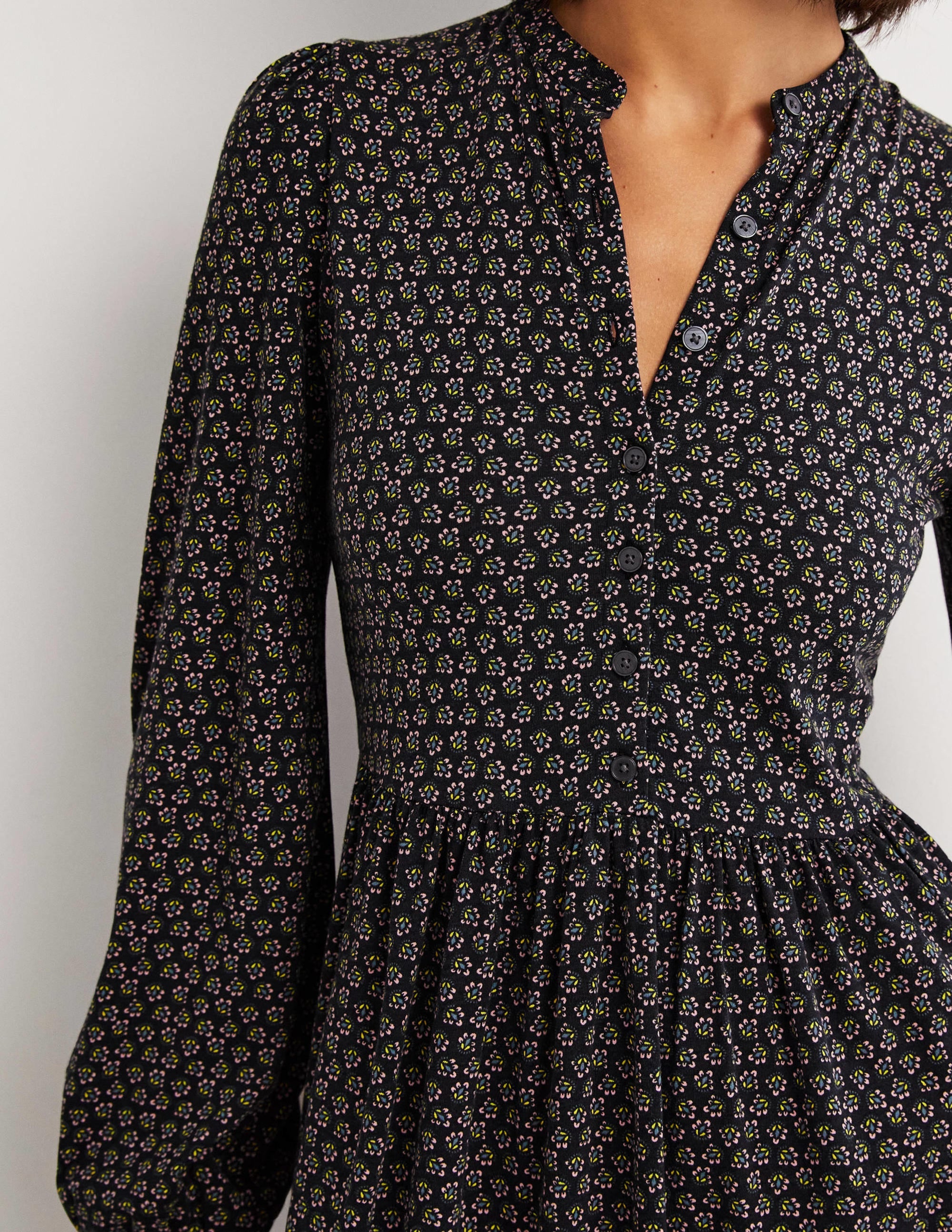 Buttoned Jersey Midi Dress-Black, Diamond Bud - Image 2