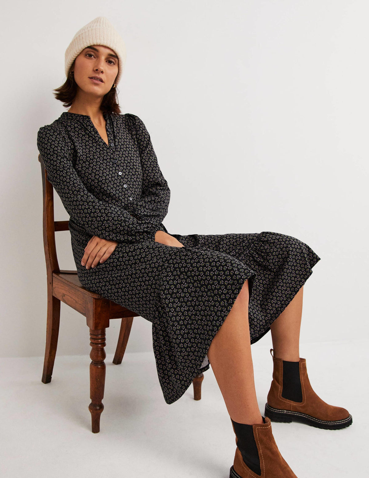 Buttoned Jersey Midi Dress-Black, Diamond Bud-5
