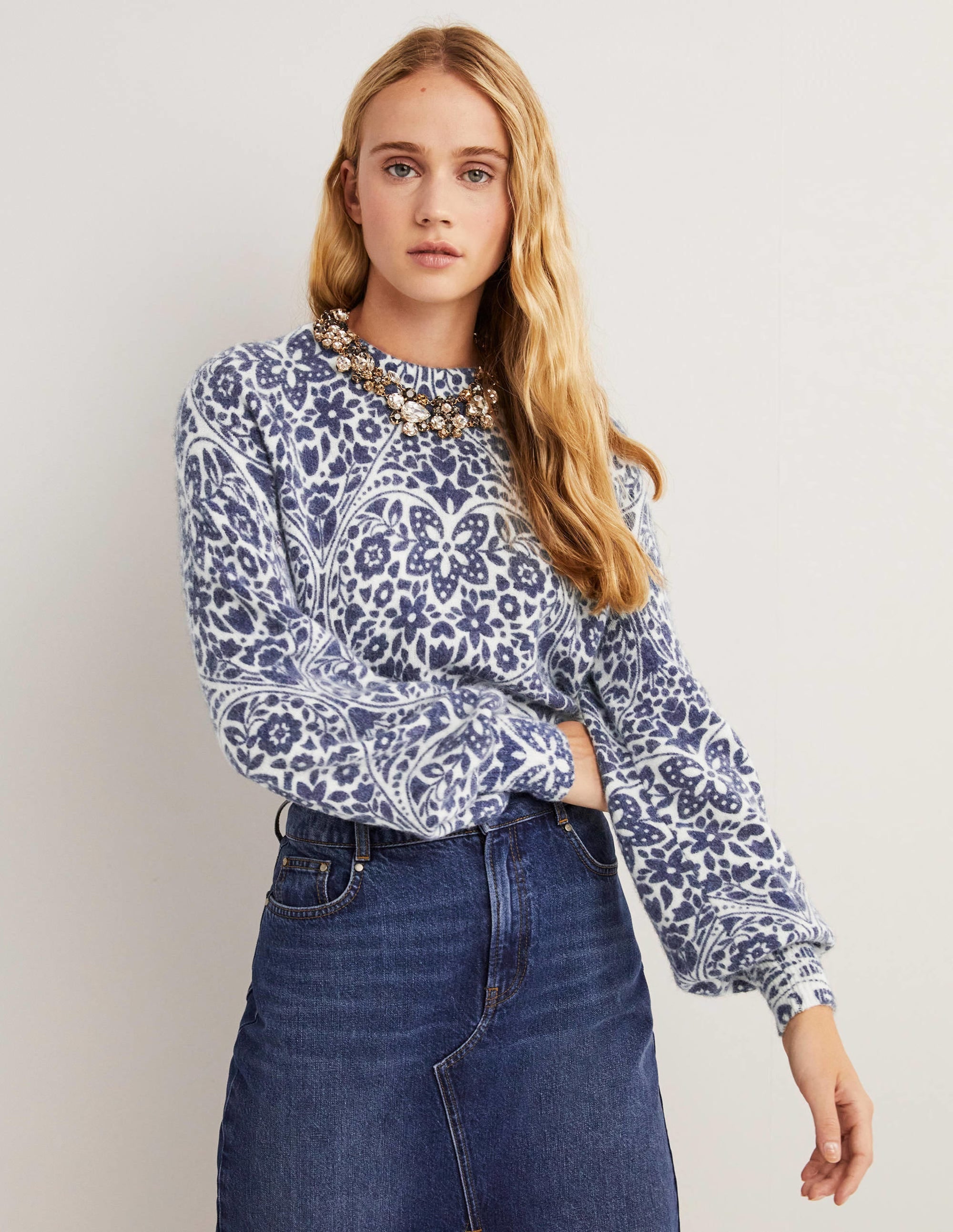 Blouson Sleeve Fluffy Jumper-Ivory, Navy Heart Bloom - Image 4