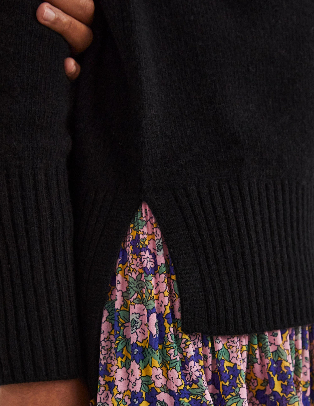 Jessica Oversized Jumper-Black - Image 5