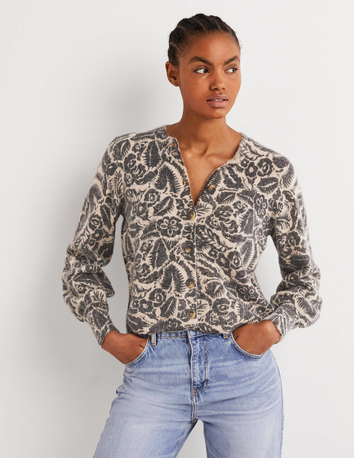Printed Fluffy Cardigan-Chinchilla, Black Garden-1