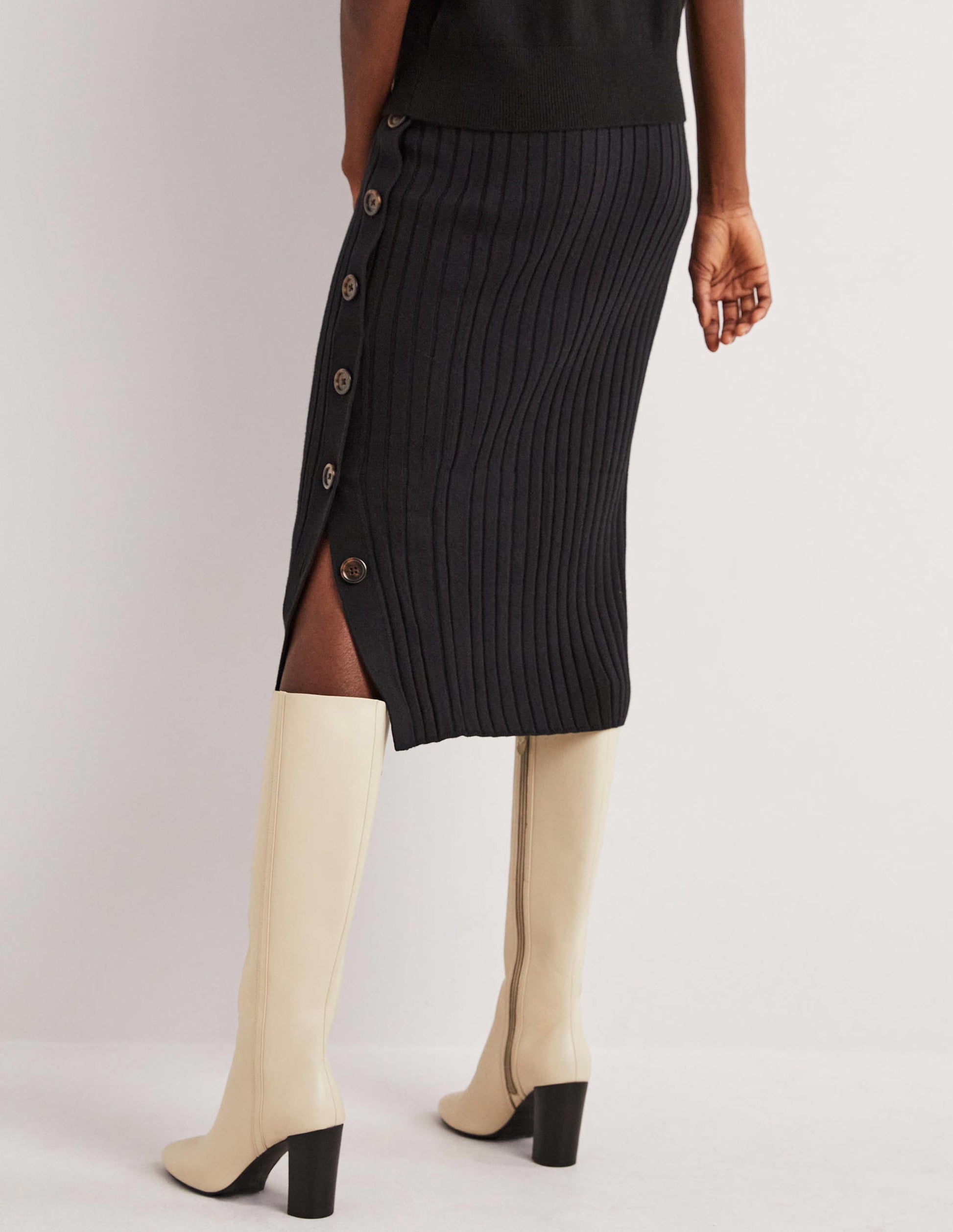 Knitted Column Skirt-Black-3