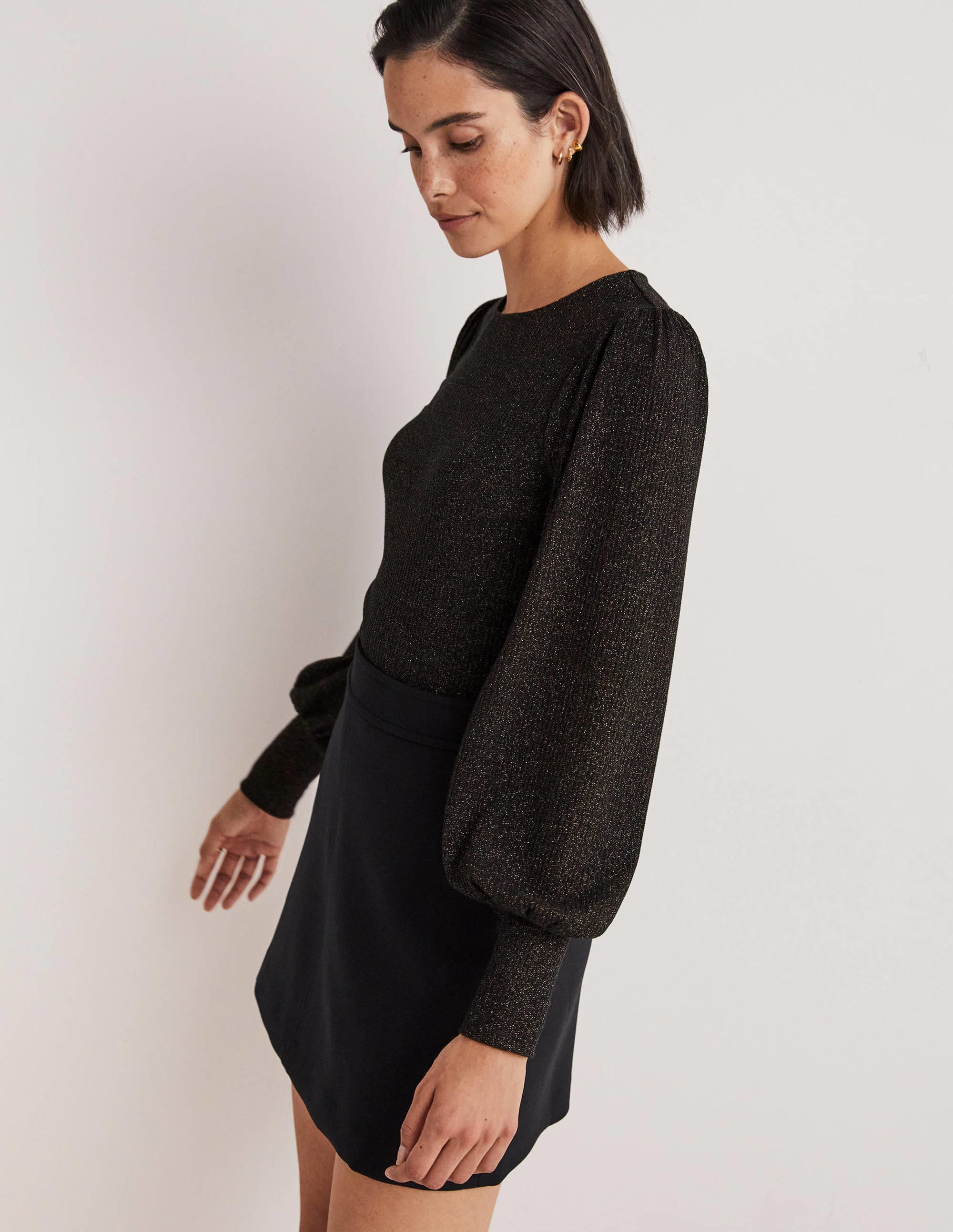 Metallic Blouson Sleeve Top-Black/Gold Sparkle - Image 5