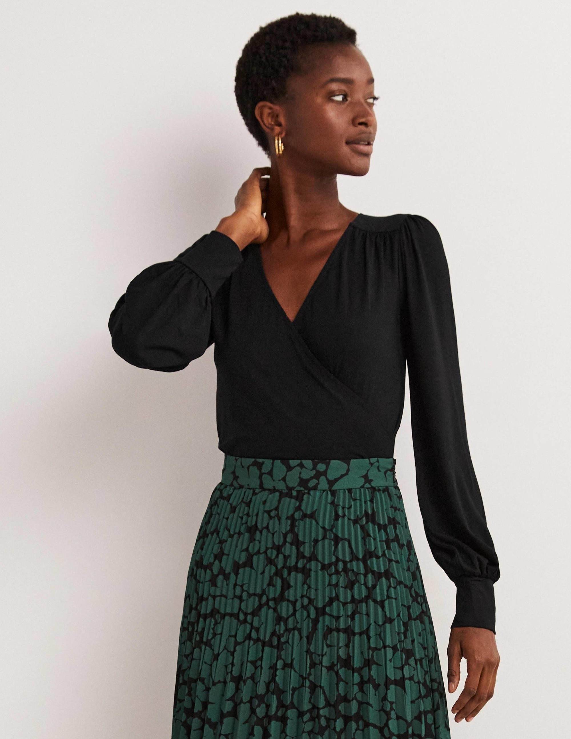 Blouson Wrap Top-Black - Image 4