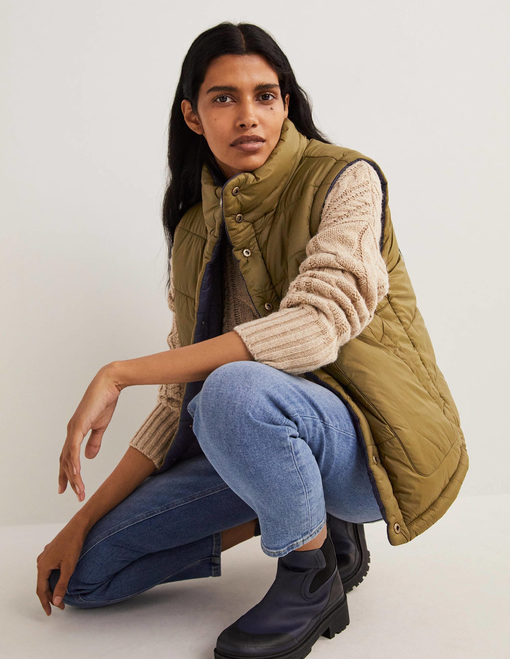 Reversible Gilet-Navy and Basil Green - Image 5