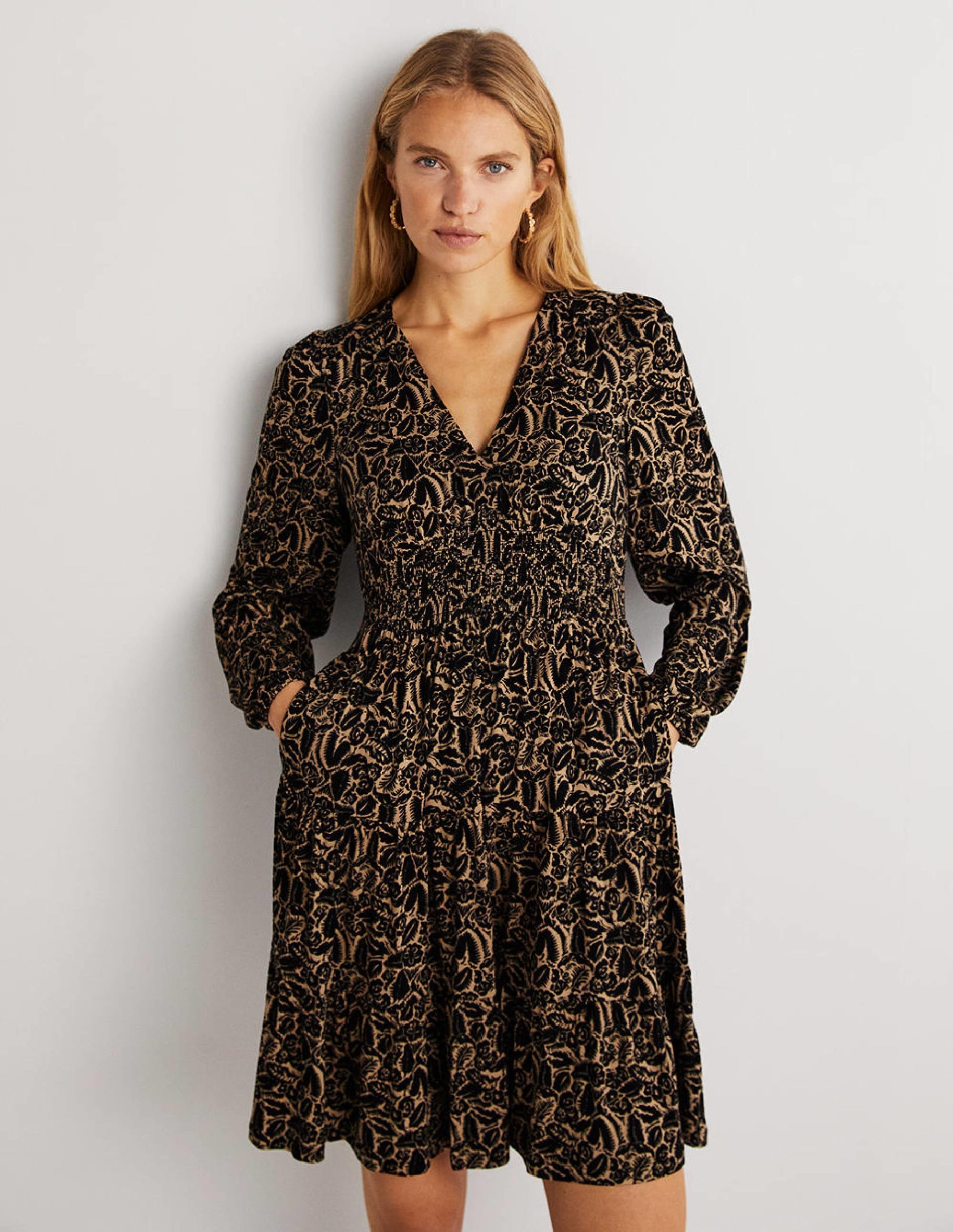 Tiered Jersey Mini Dress-Cornstalk, Abstract Garden - Image 4