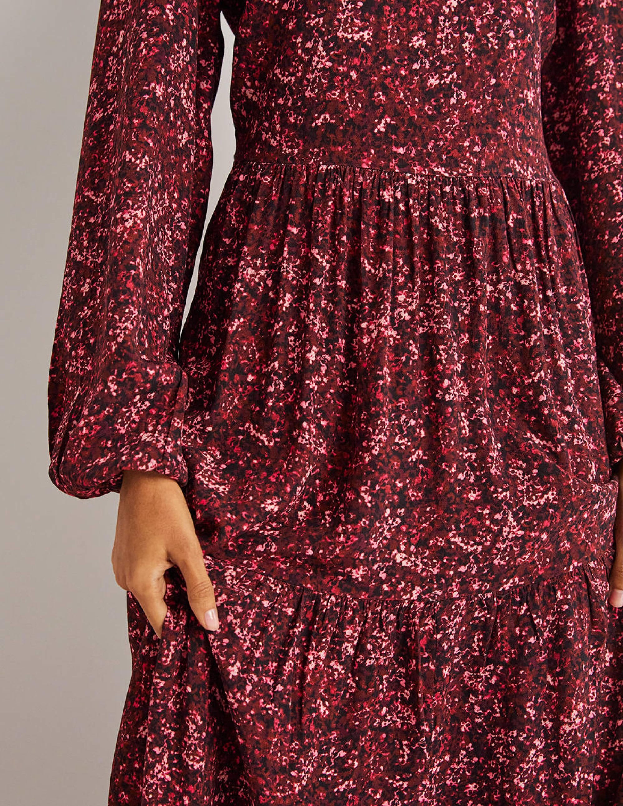 Crew Neck Tiered Dress-Mulled Wine, Abstract Blossom - Image 2