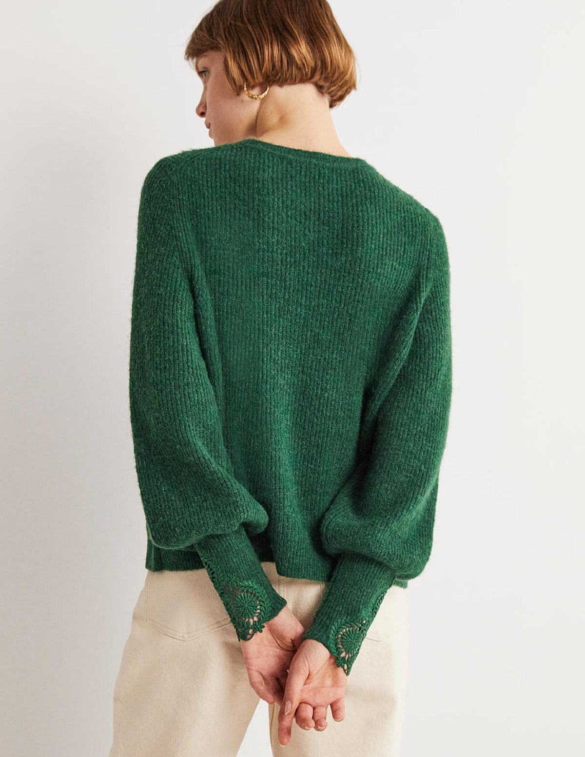 Detail Fluffy Jumper-Hunter Green Embroidery - Image 3