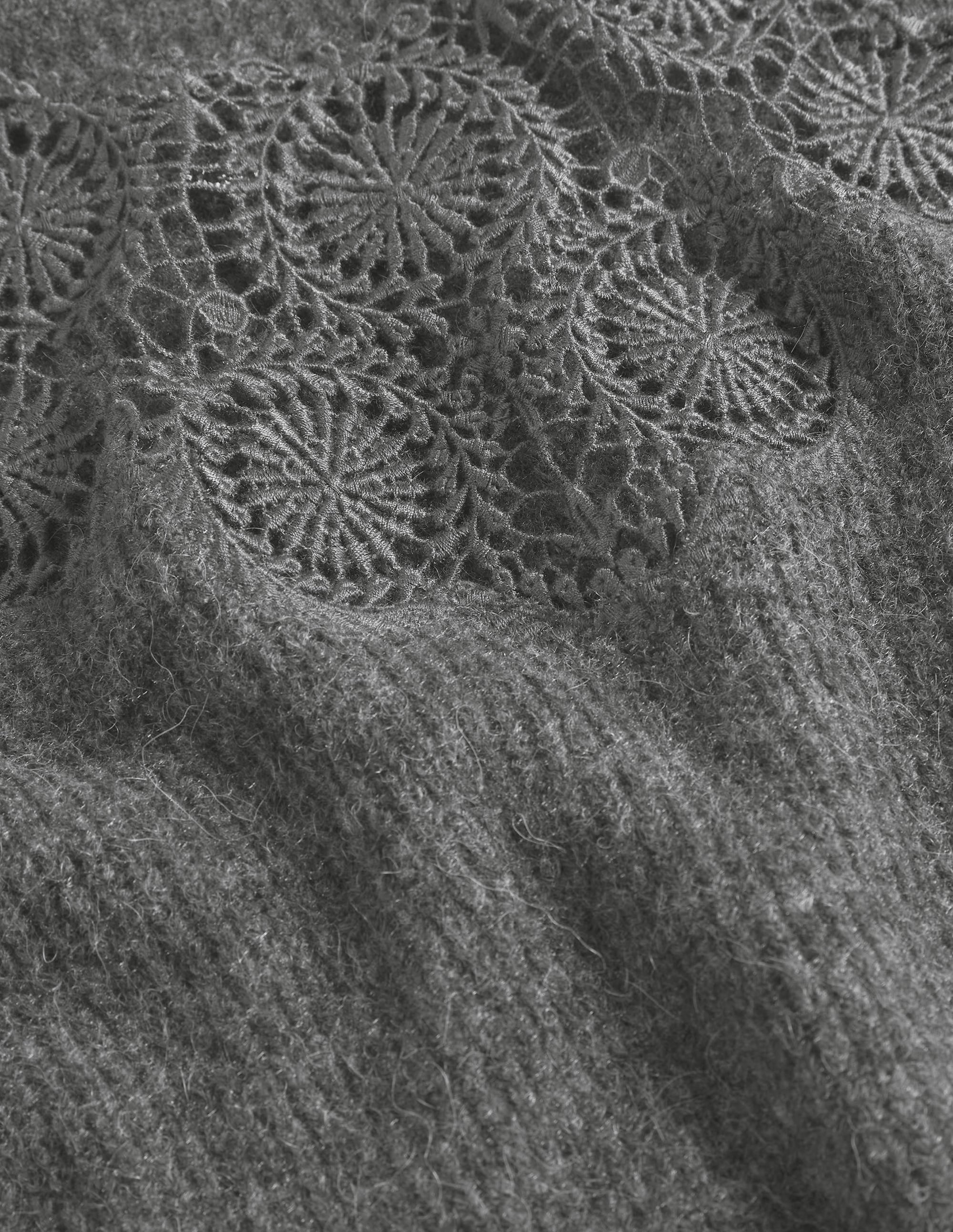 Detail Fluffy Jumper-Charcoal Melange Embroidery - Image 6
