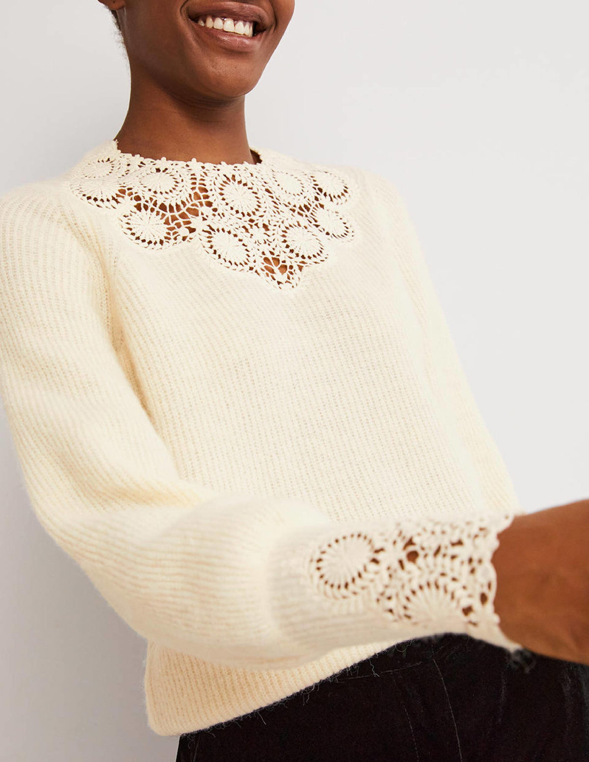 Detail Fluffy Jumper-Warm Ivory Embroidery - Image 4