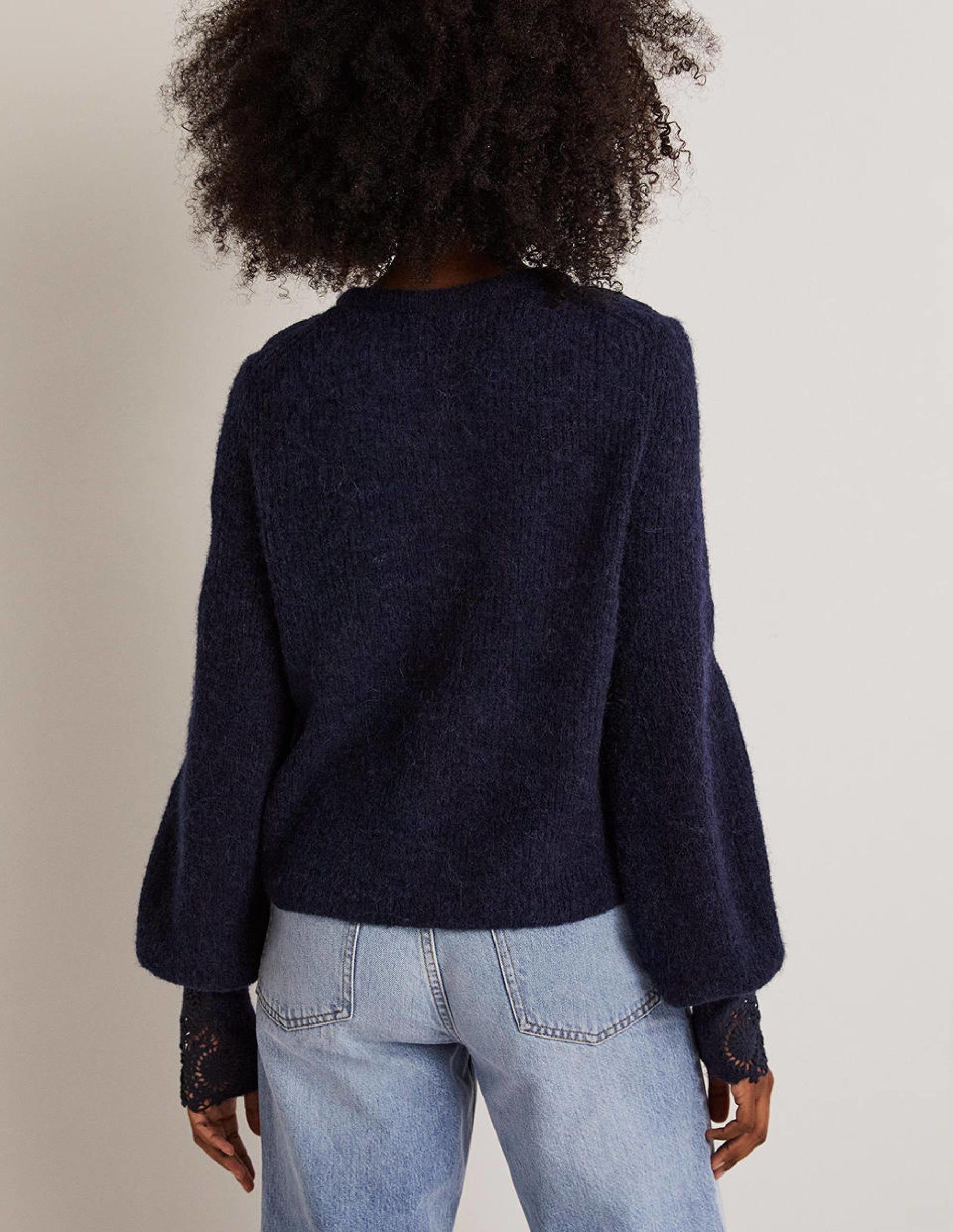 Detail Fluffy Cardigan-Navy Embroidery - Image 3