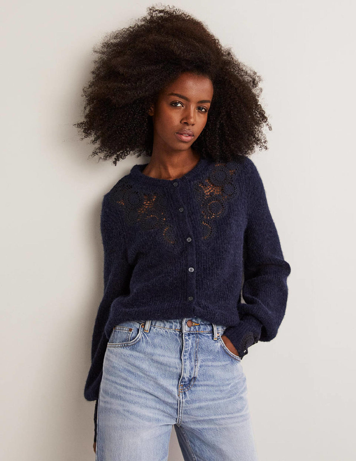 Detail Fluffy Cardigan-Navy Embroidery - Image 4