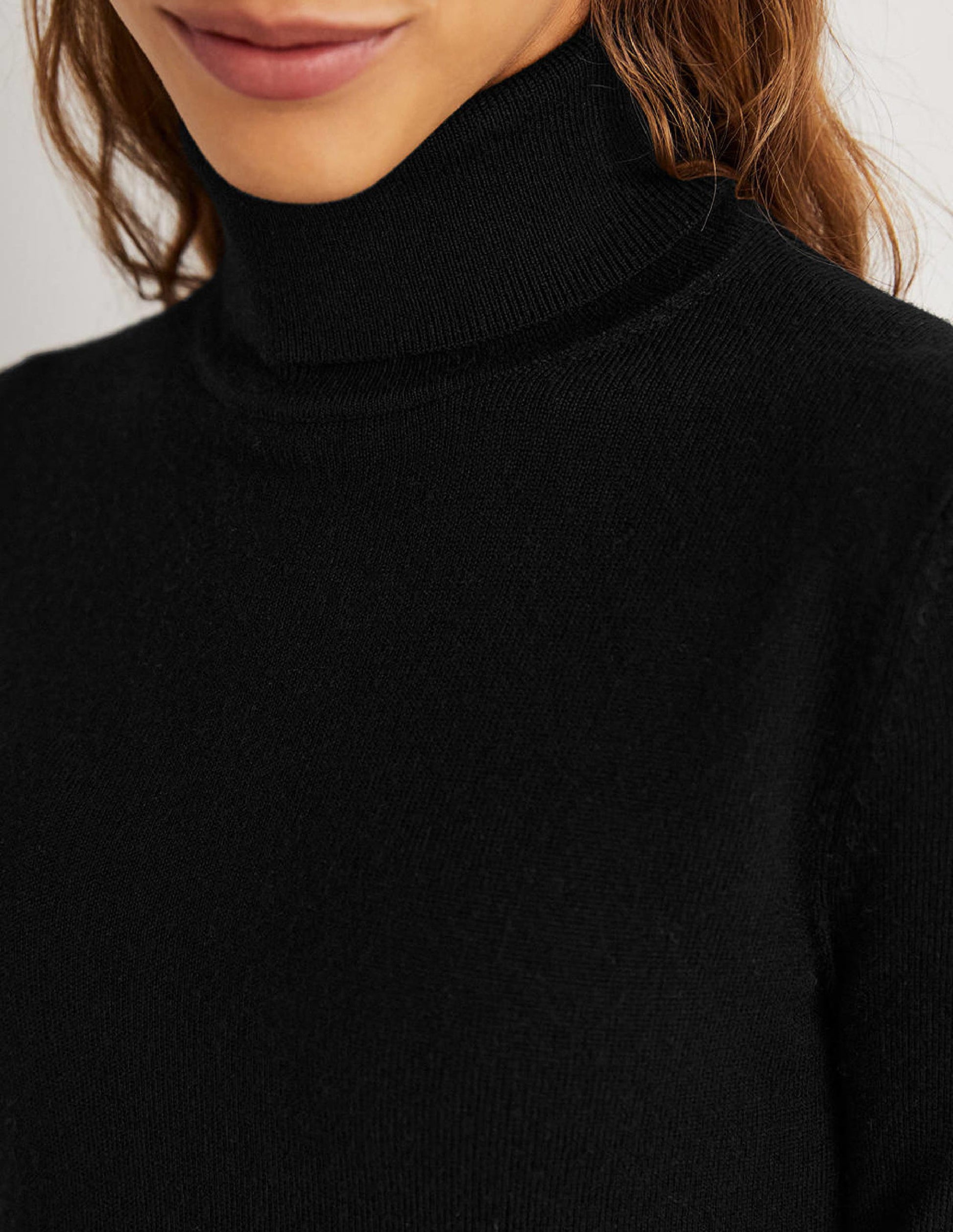 Merino Roll Neck-Black-2