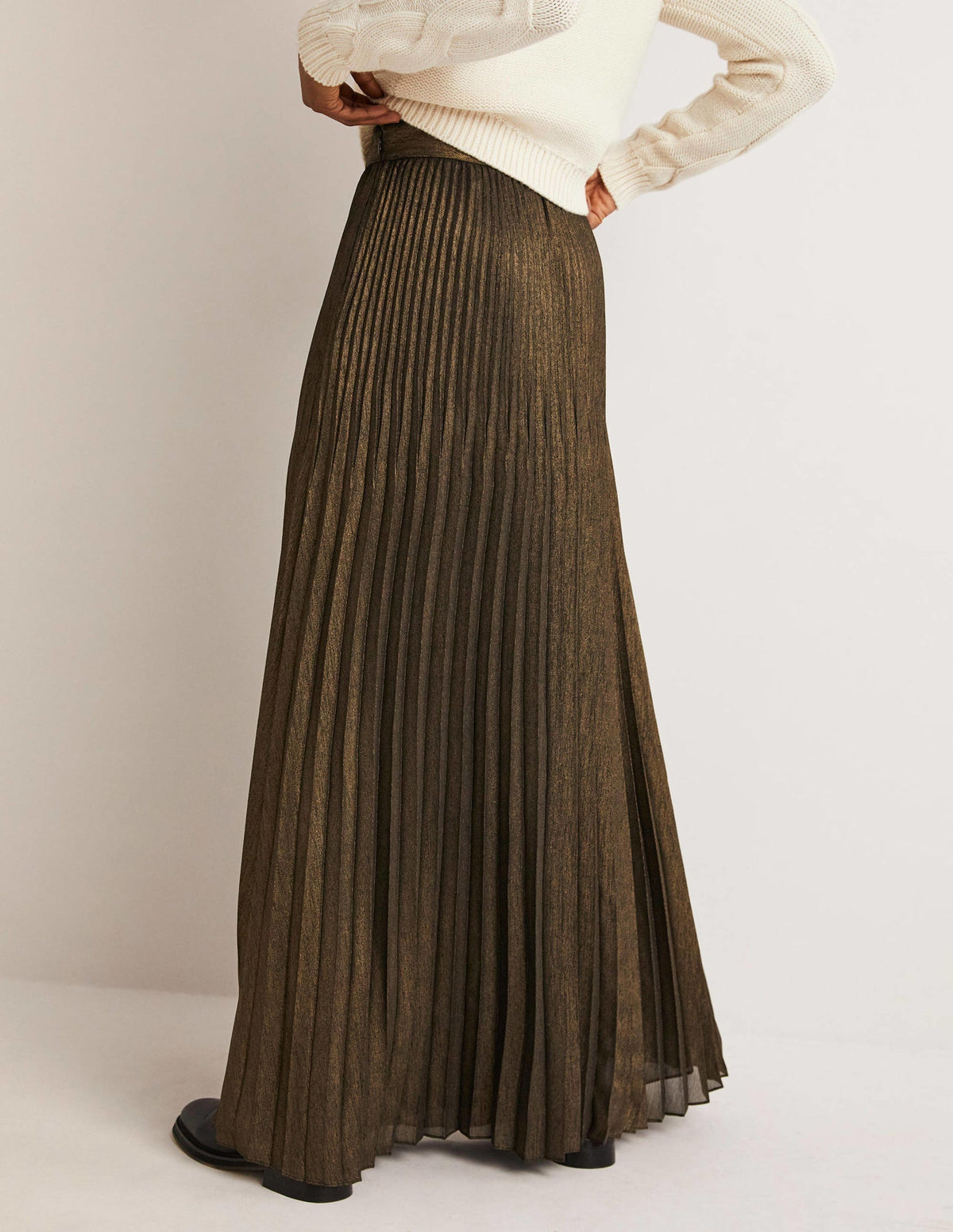 Pleated Party Maxi Skirt-Metallic Foil - Image 4