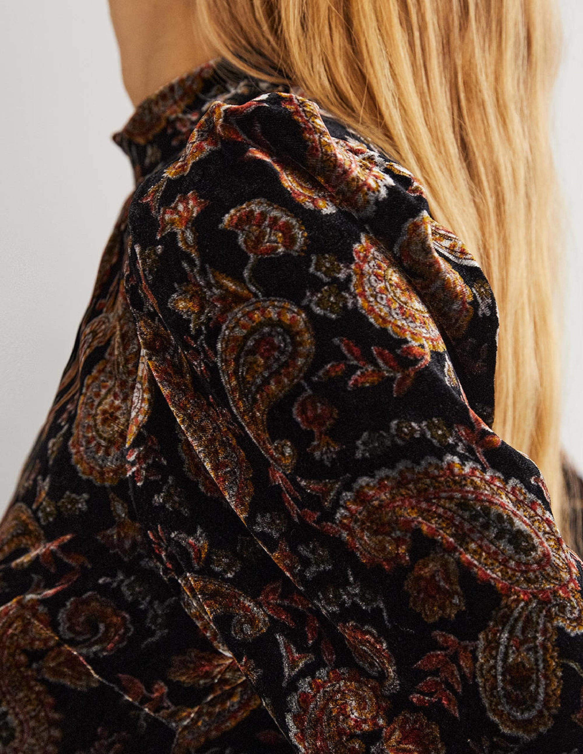 Black Paisley Mutton Sleeve Velvet Top-Black, Paisley Passion - Image 2