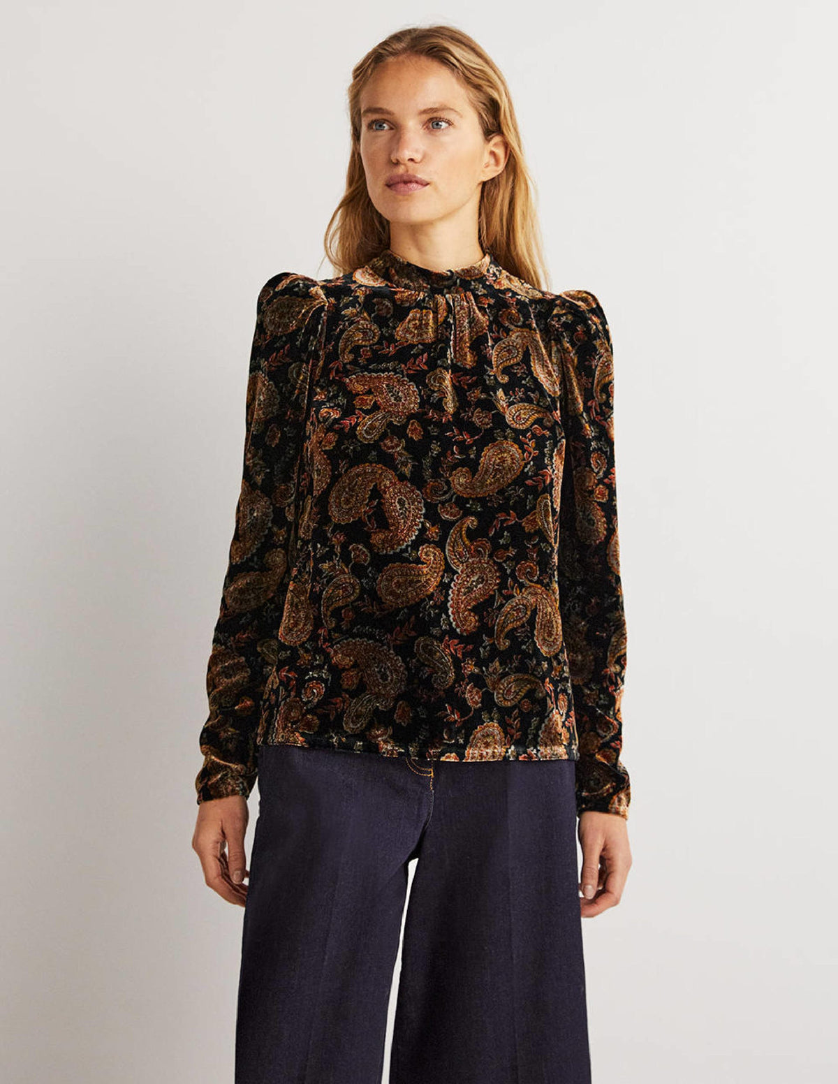 Black Paisley Mutton Sleeve Velvet Top-Black, Paisley Passion - Image 4