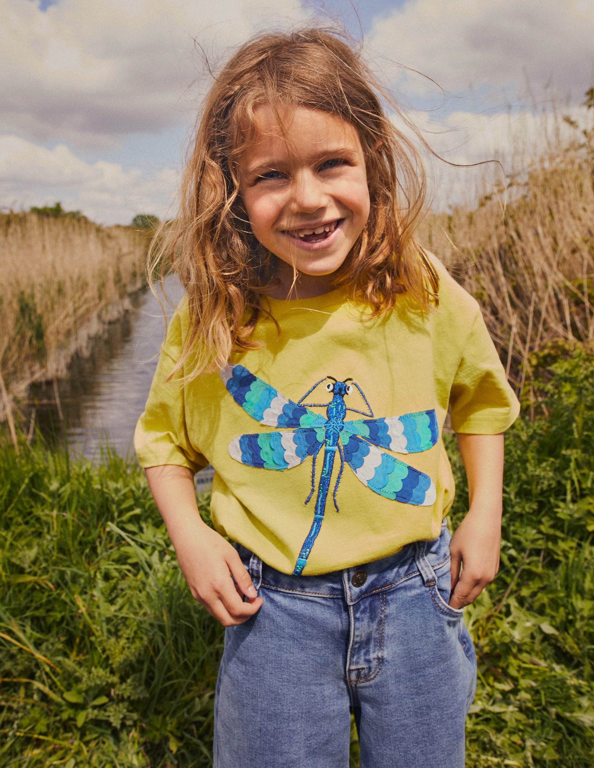 Dragonfly-Appliqué T-Shirt-Gooseberry Yellow-5
