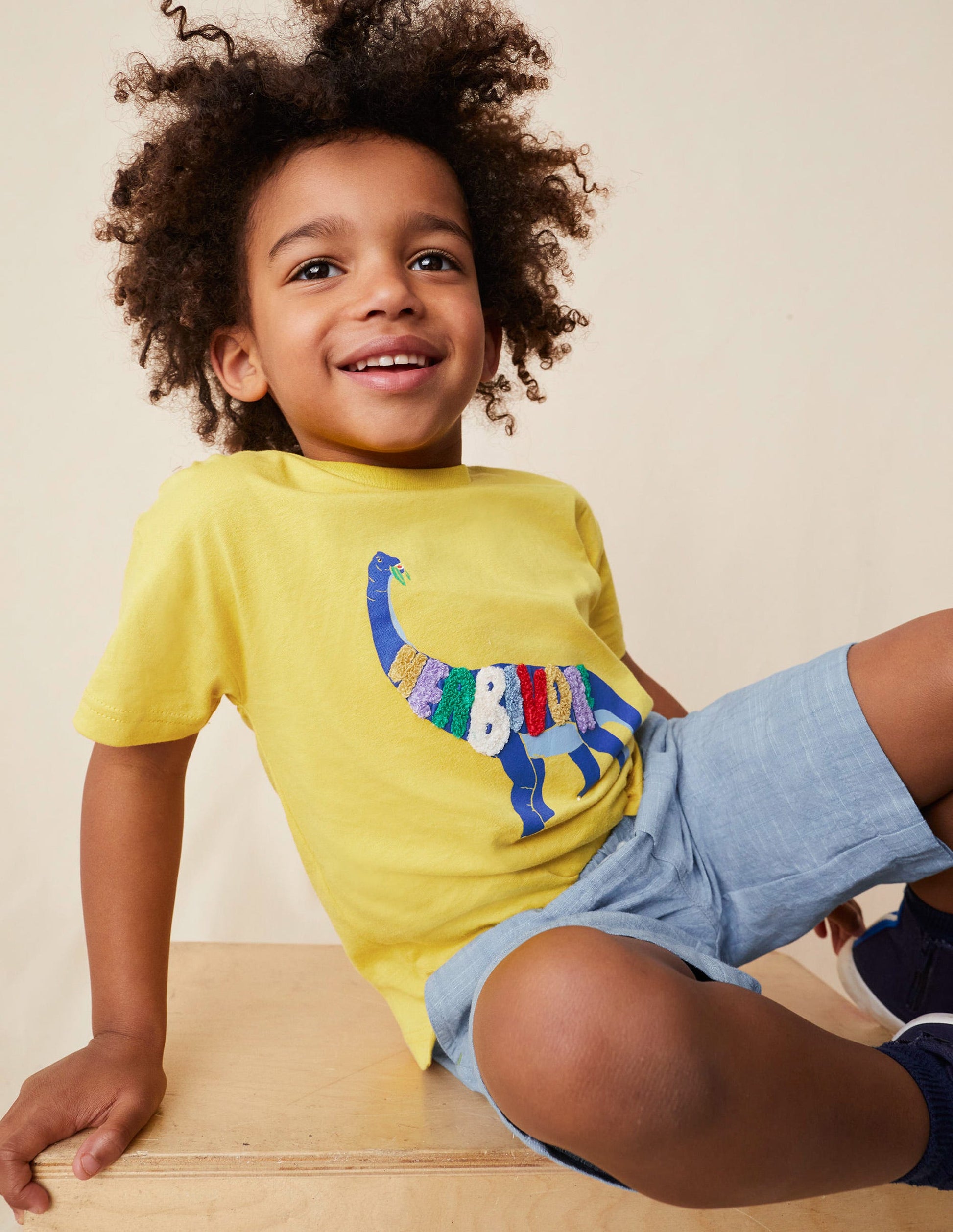 Relaxed Logo T-shirt-Buttercup Yellow Dinosaur-4