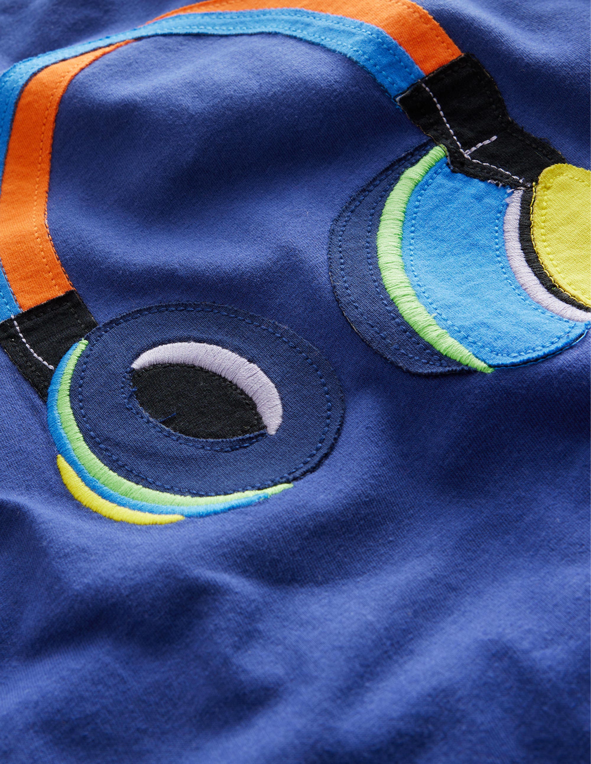 Appliqué T-shirt-Soft Blue Headphones - Image 3